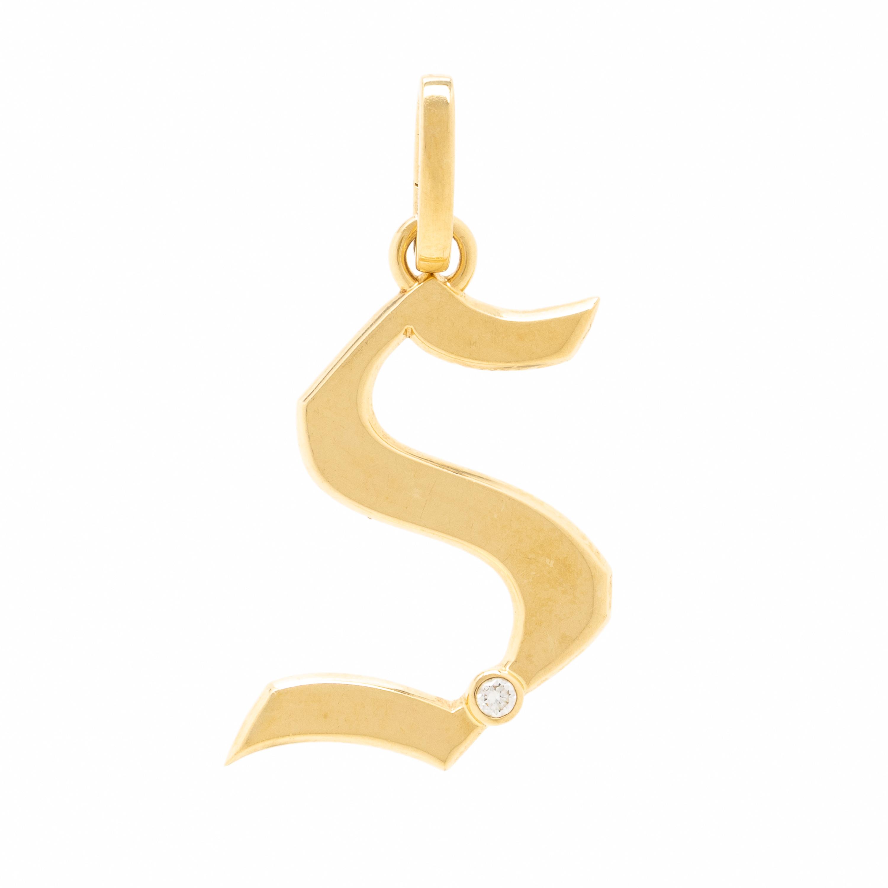 Foundrae, Yellow Gold and Diamond 'S' Pendant