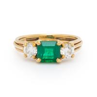 EMERALD, DIAMOND, AND YELLOW GOLD RING