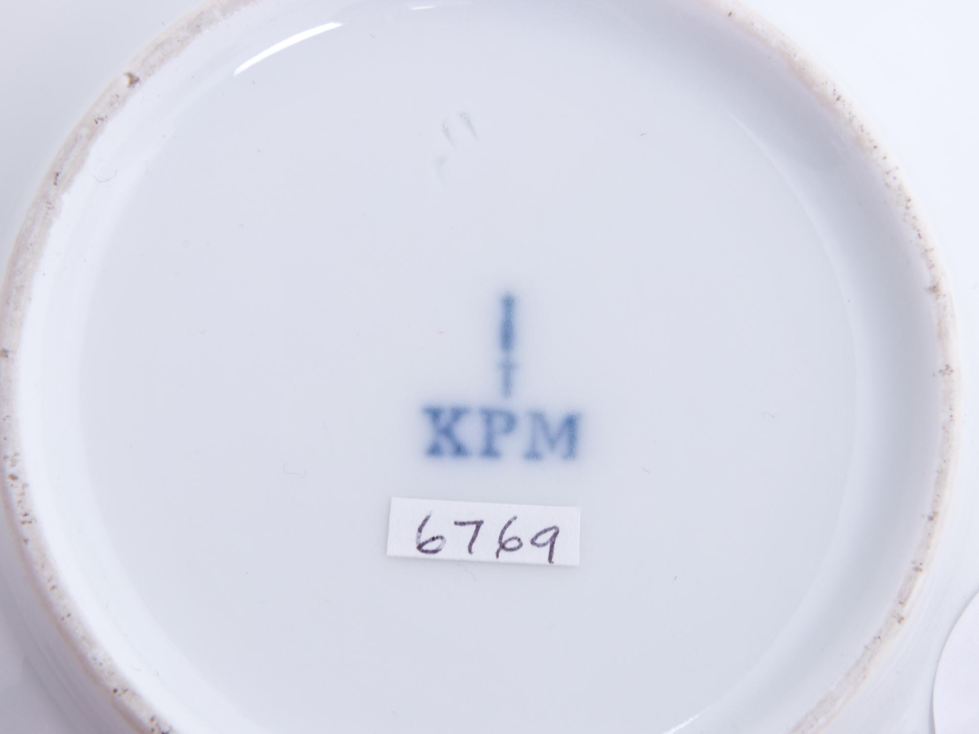 Six Continental Porcelain Articles