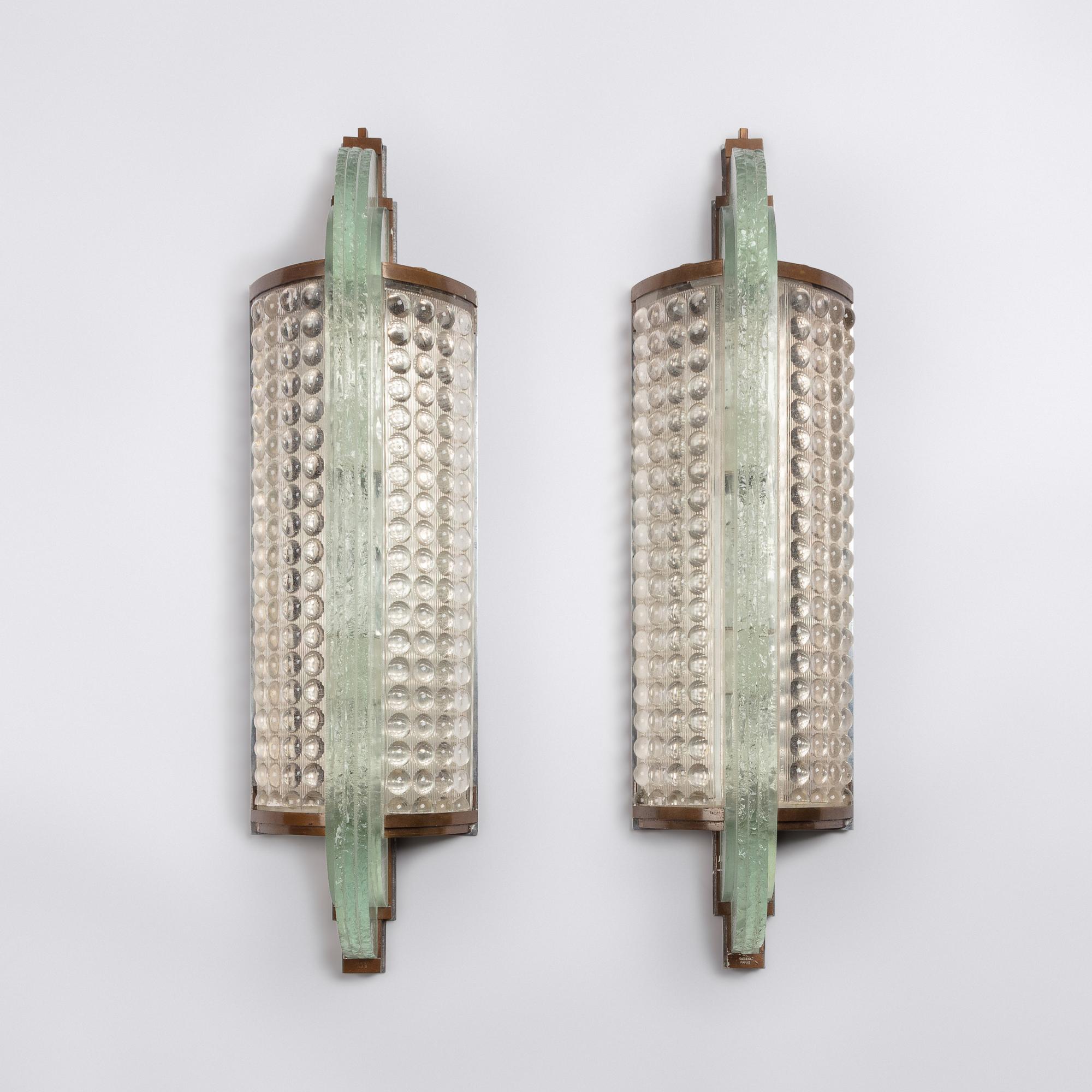 Sabino 2nd Quarter 20th Century — Pair of Grains de Riz Glass Sconces, c. 1930