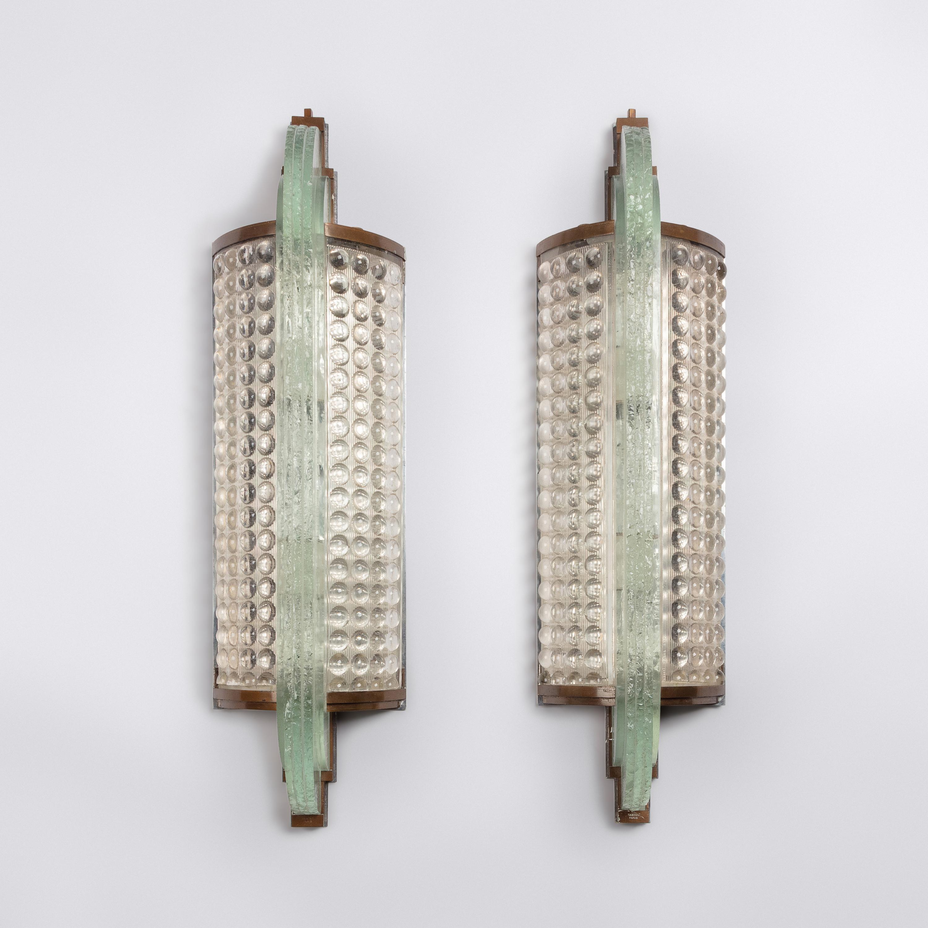 Sabino 2nd Quarter 20th Century — Pair of Grains de Riz Glass Sconces, c. 1930