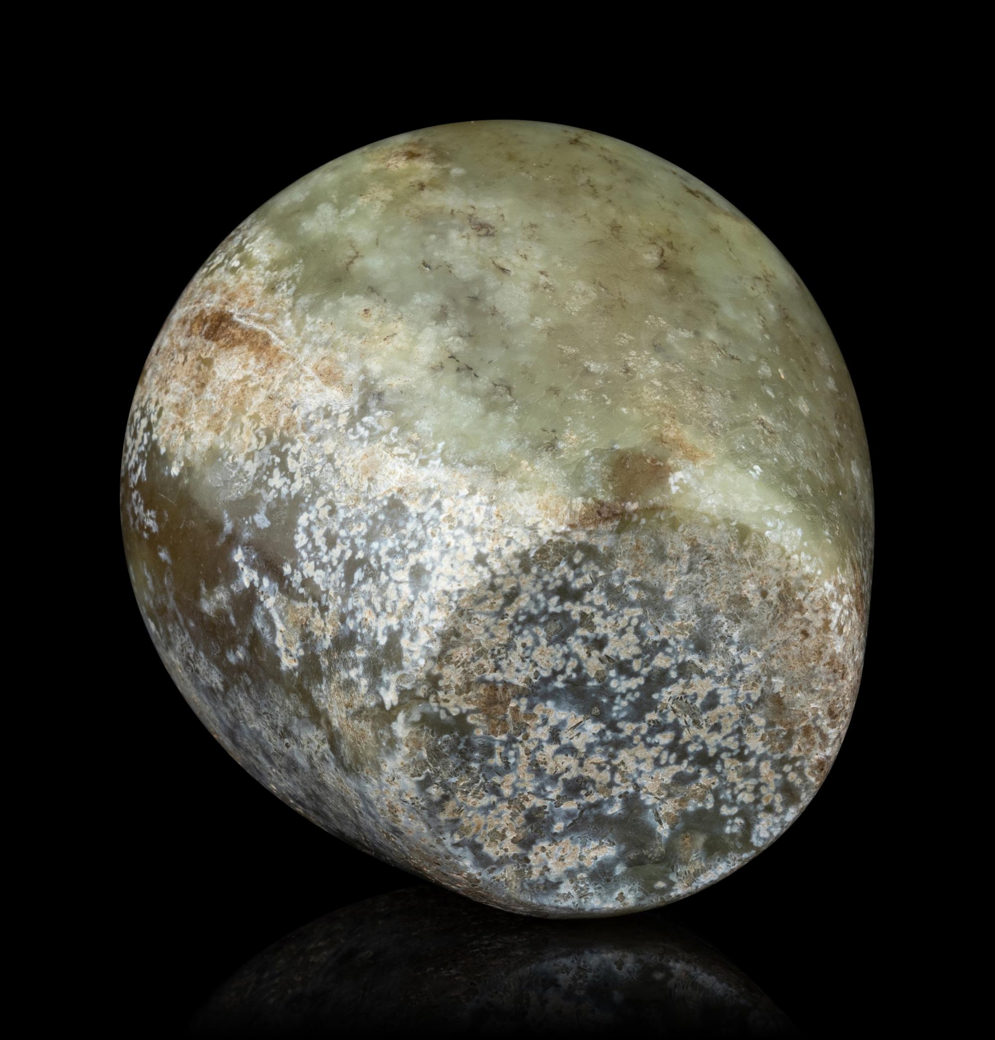 An Achaistic Jade Jar