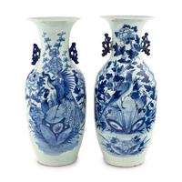 A Pair of Chinese Export Blue and White Porcelain Vases