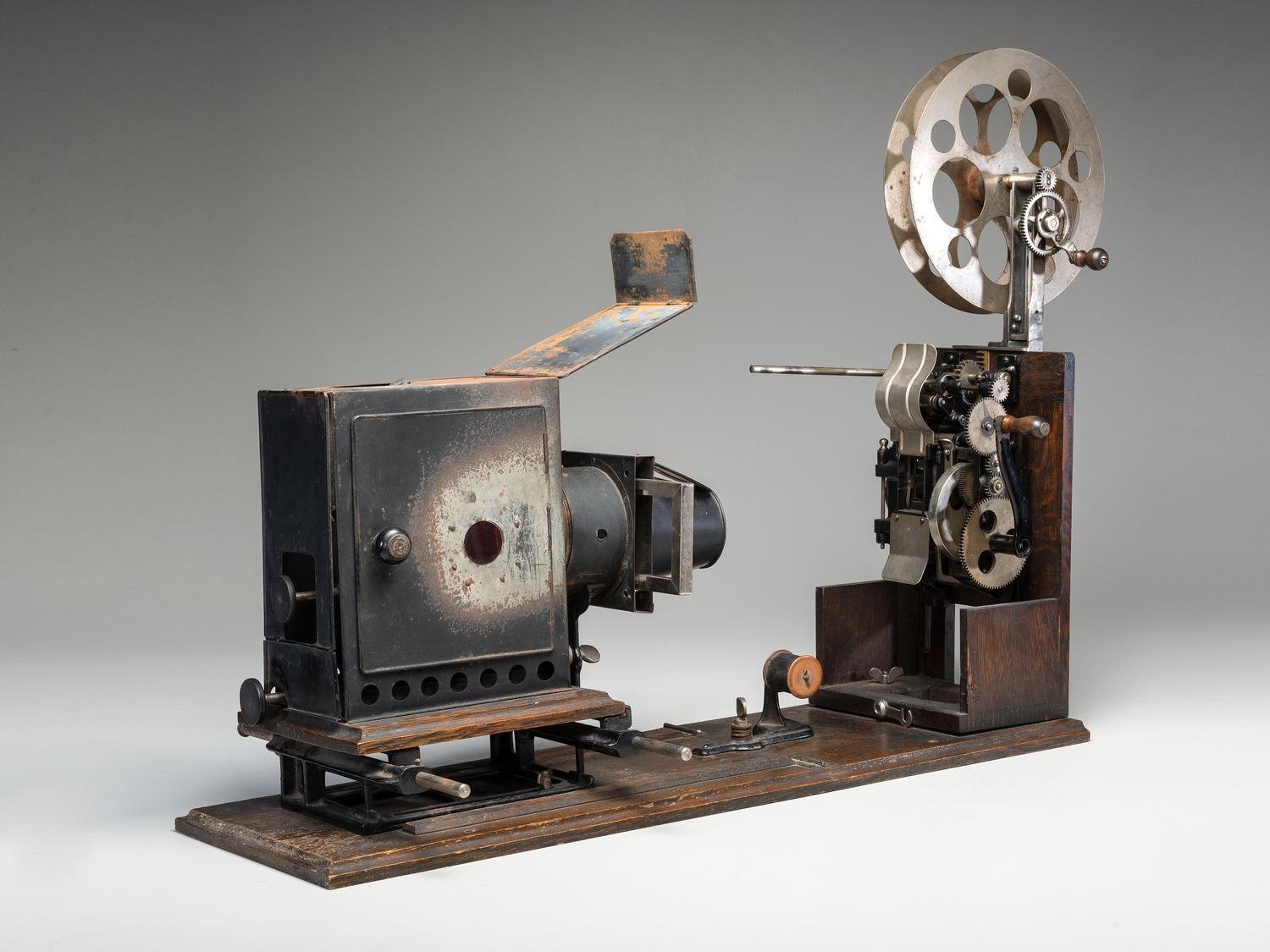 An Edison Projecting Kinetoscope, No. 5970