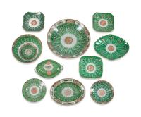 A Chinese Export Porcelain Cabbage Leaf Pattern Assembled Part Dinner Service — 19TH CENTURY