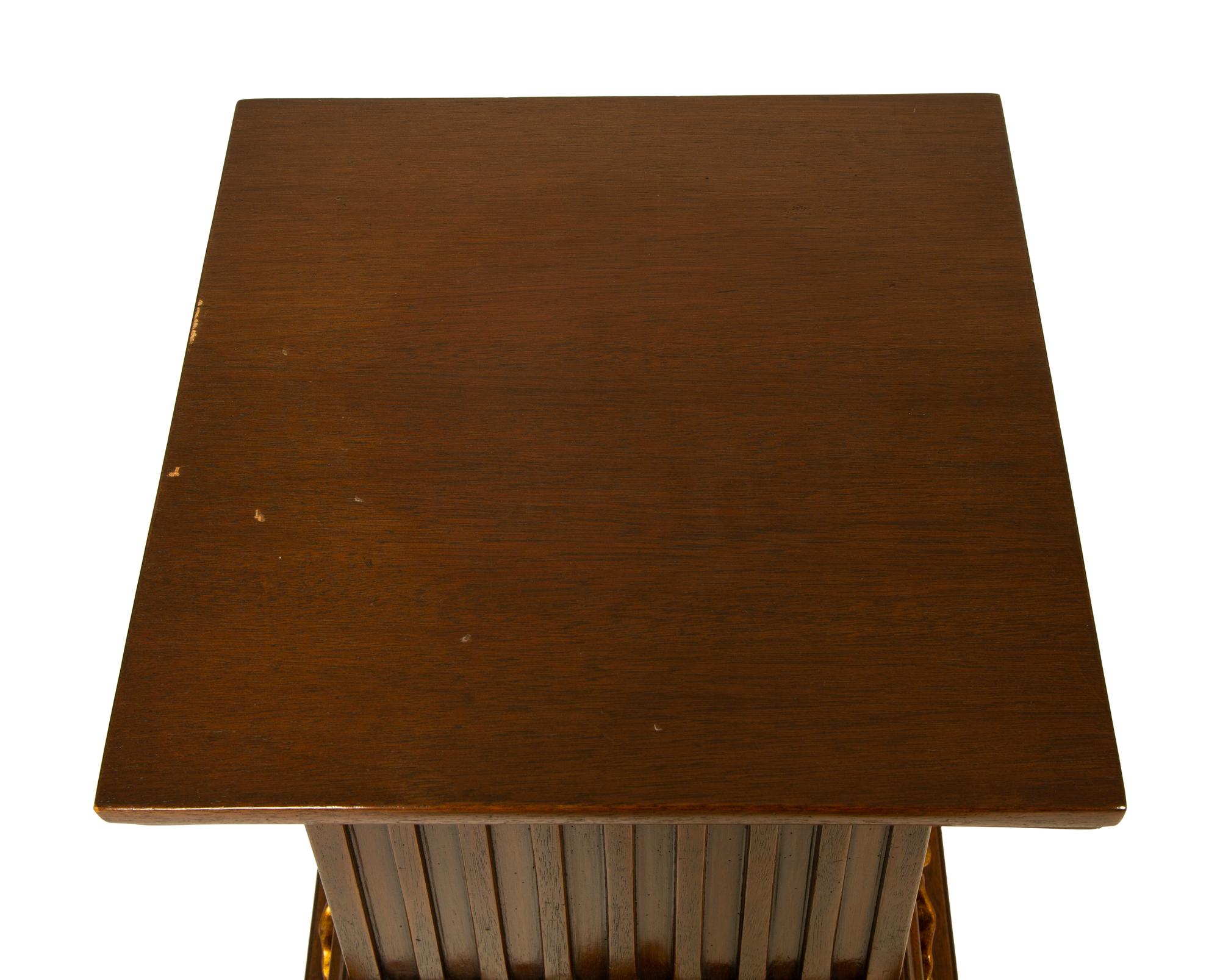 A Neoclassical Style Carved and Parcel Gilt Mahogany Pedestal — 20TH CENTURY