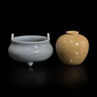 A Chinese guan-style tripod censer and a small jar 官窑三足香炉及小罐