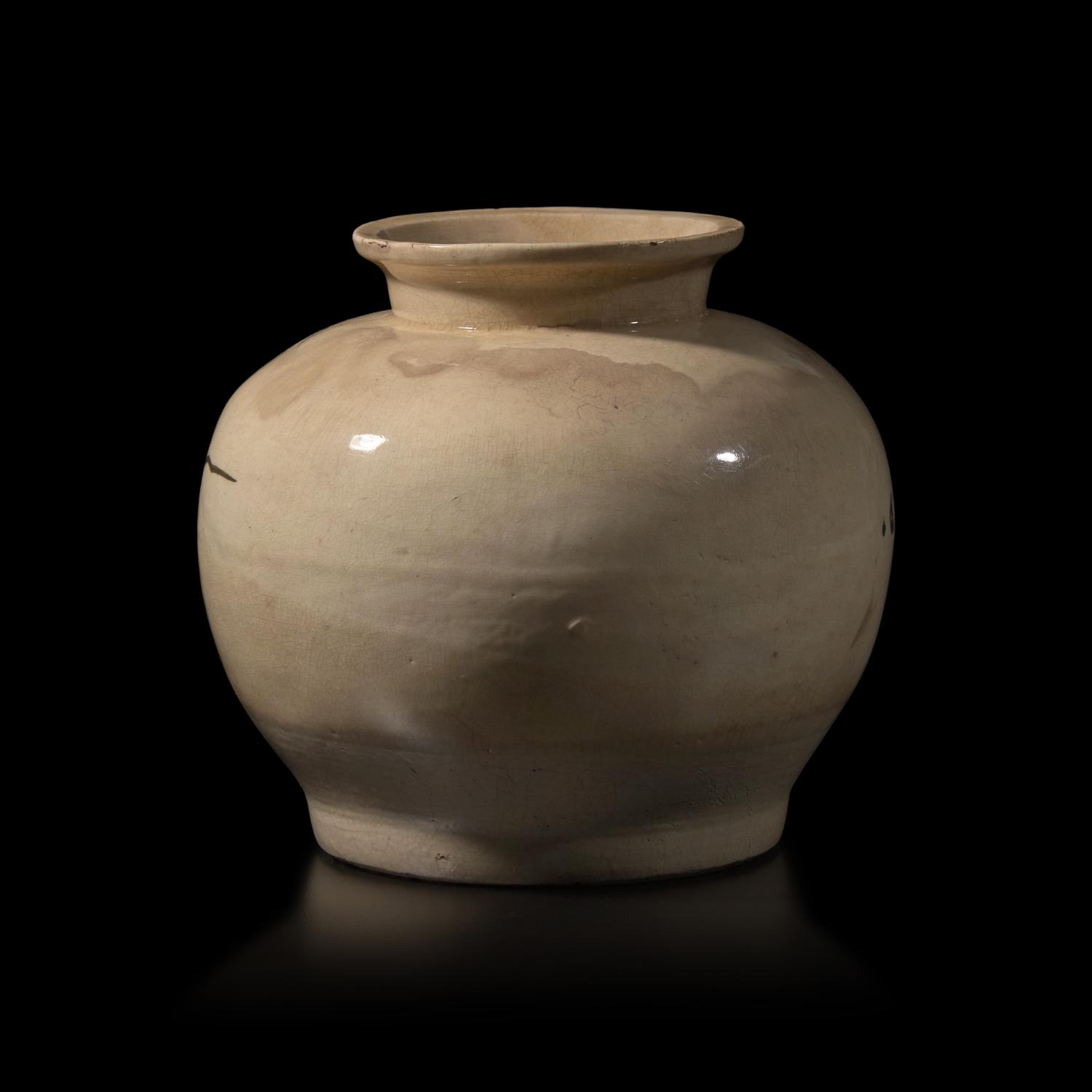 A Chinese Cizhou Slip-Decorated 'Horse' Jar, Ming Dynasty 明 磁州窯天馬罐