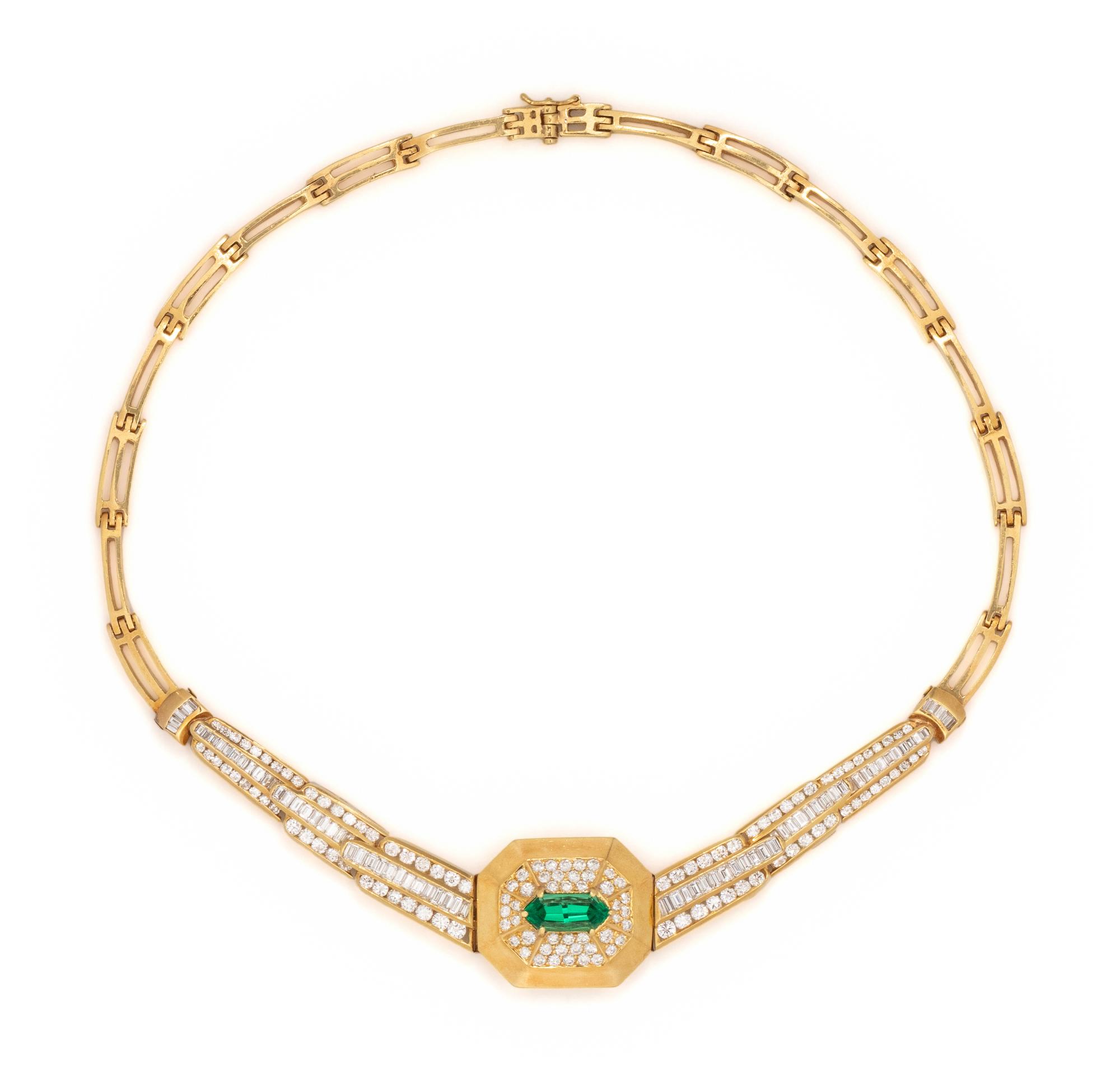 YELLOW GOLD, EMERALD AND DIAMOND NECKLACE