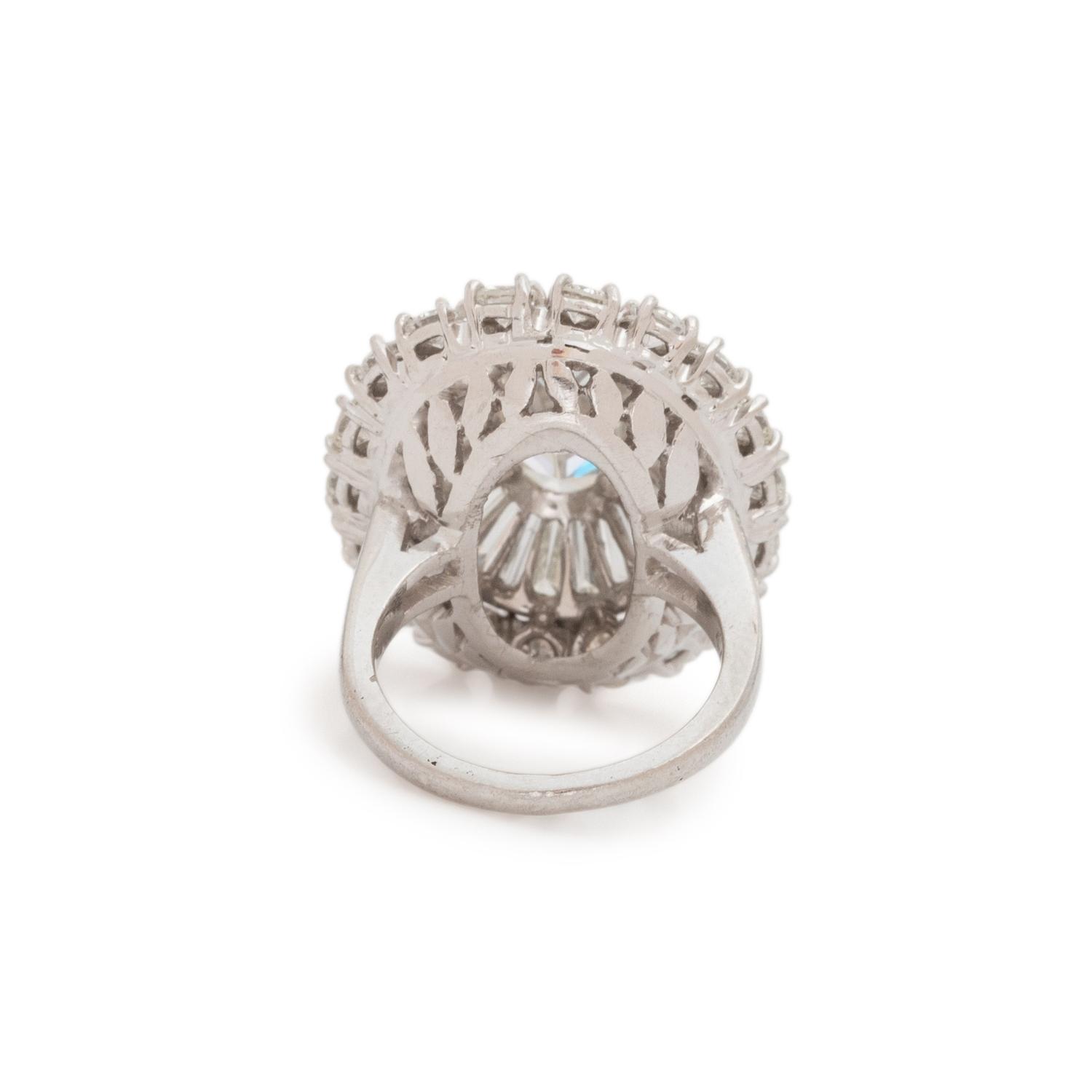 DIAMOND AND PLATINUM RING