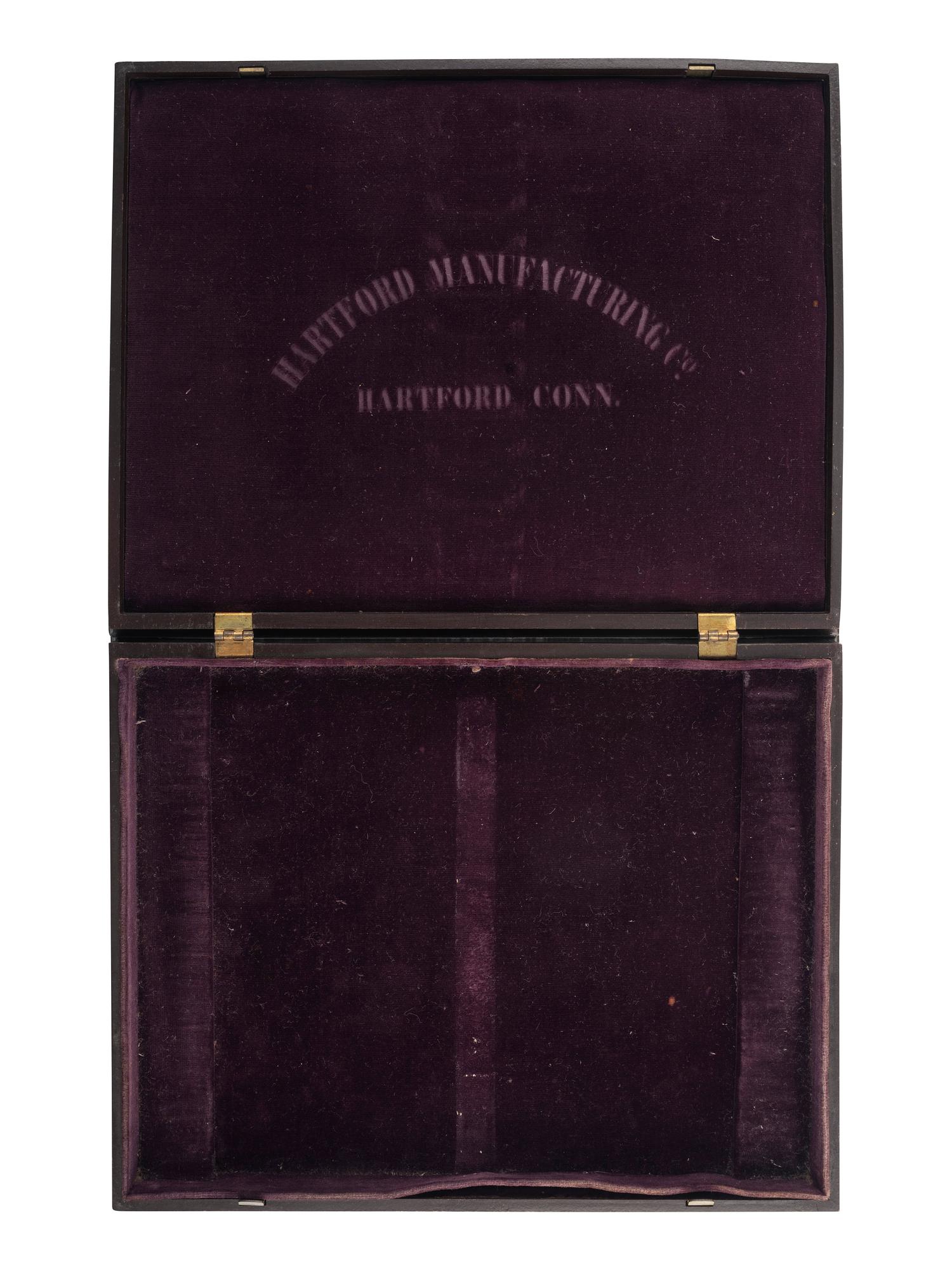 [EARLY PHOTOGRAPHY]. Very Very Rare whole plate geometric Union case, black.