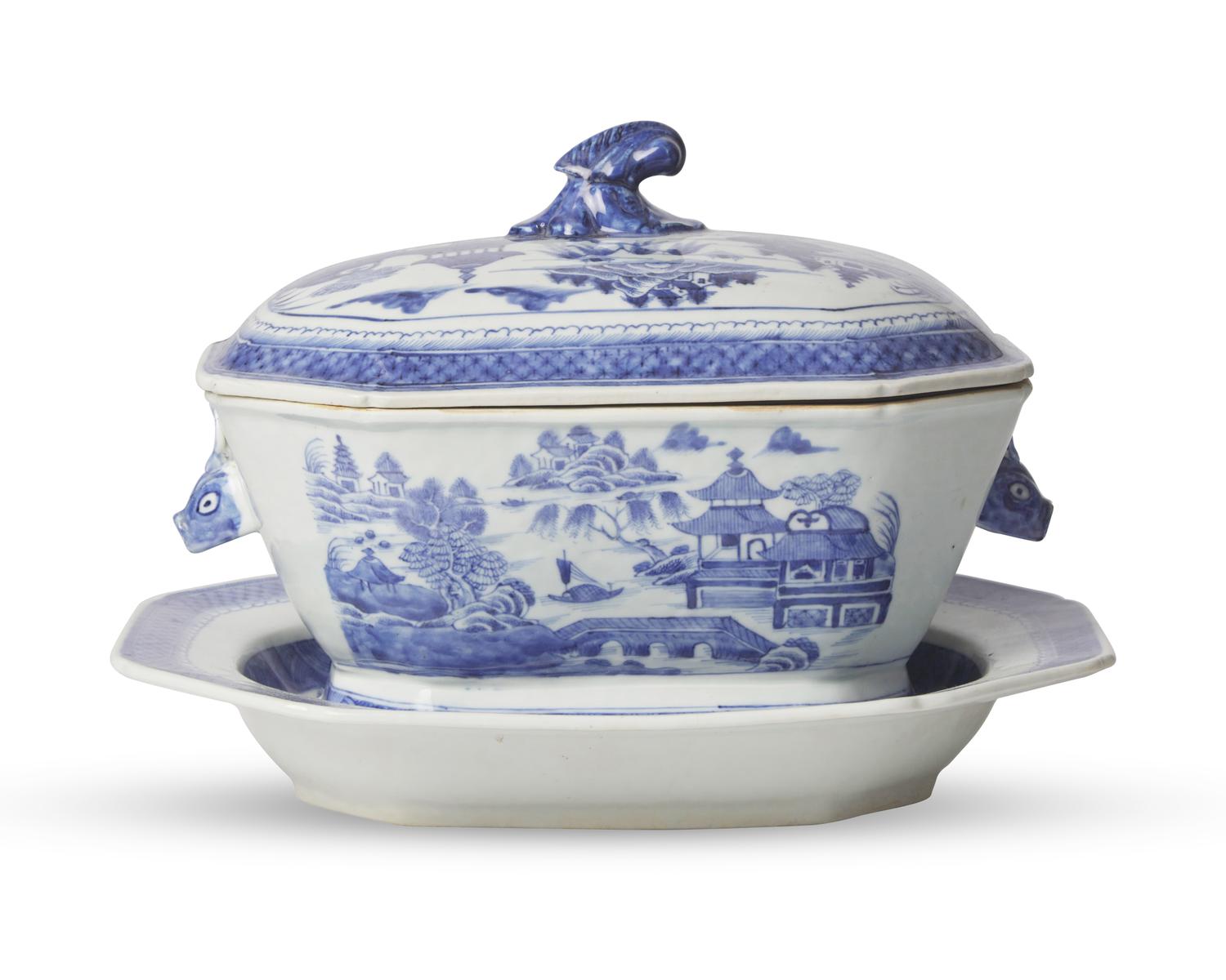 A Canton Export Porcelain Tureen and Tray