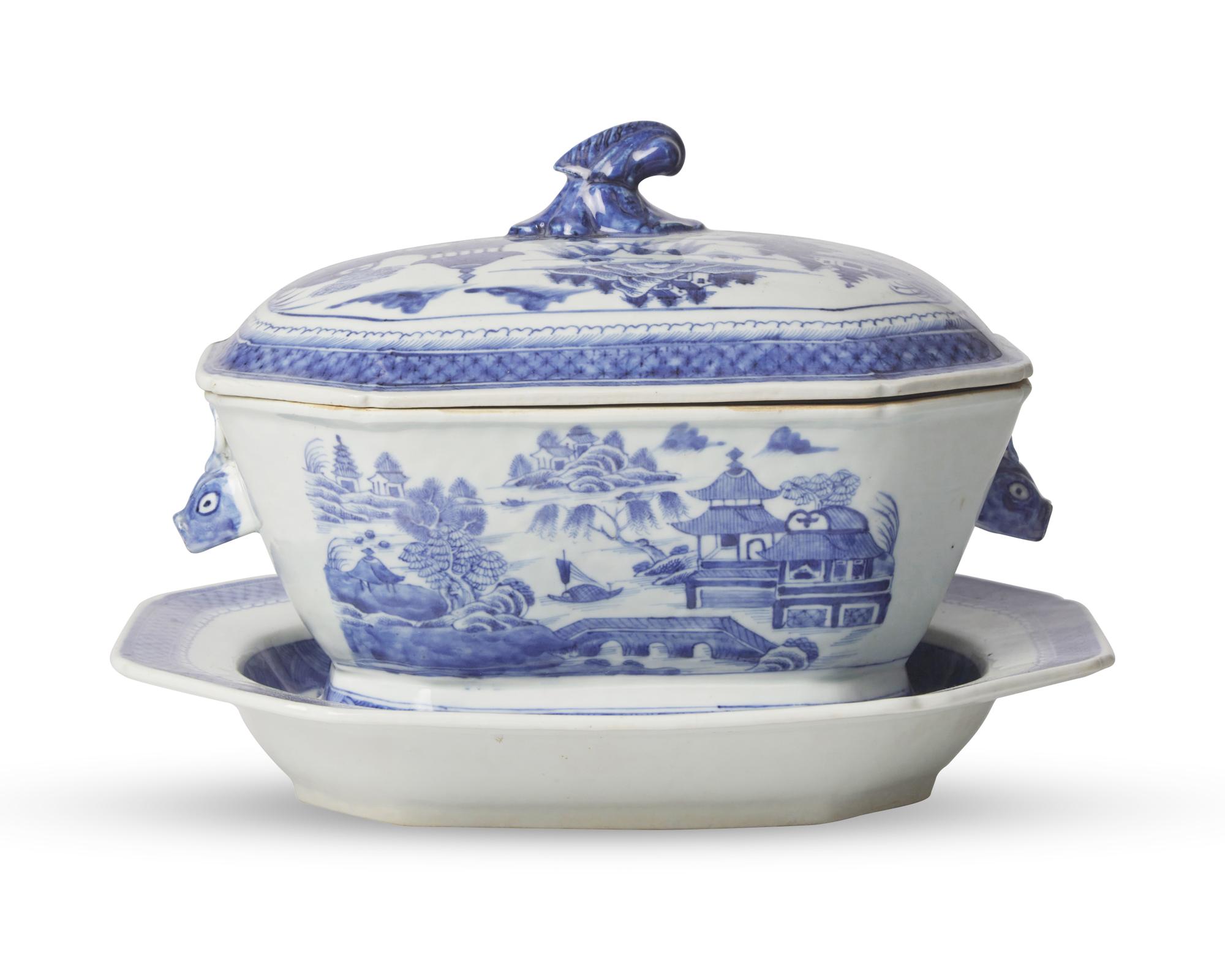 A Canton Export Porcelain Tureen and Tray