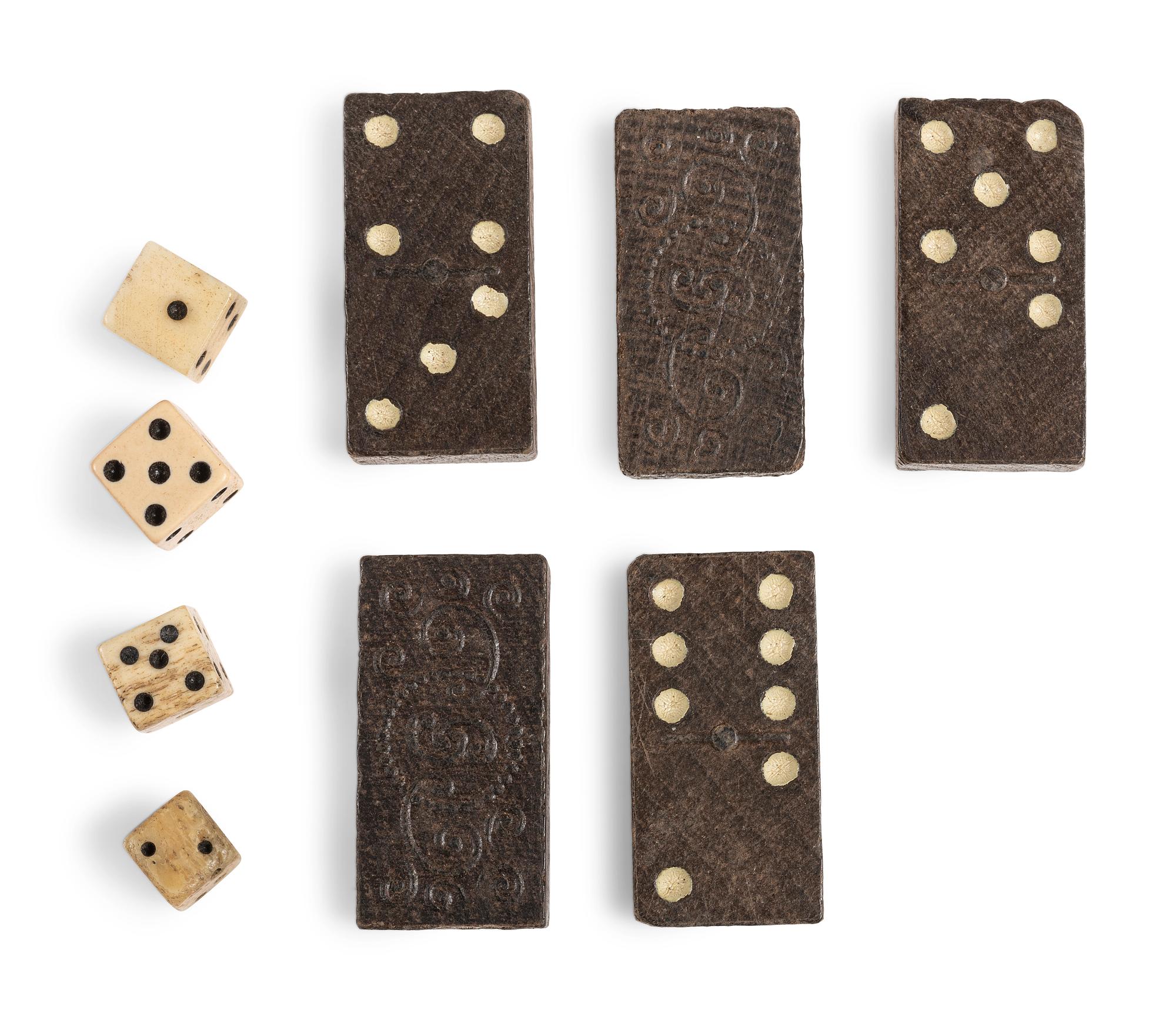 Civil War-era small hinged game box.