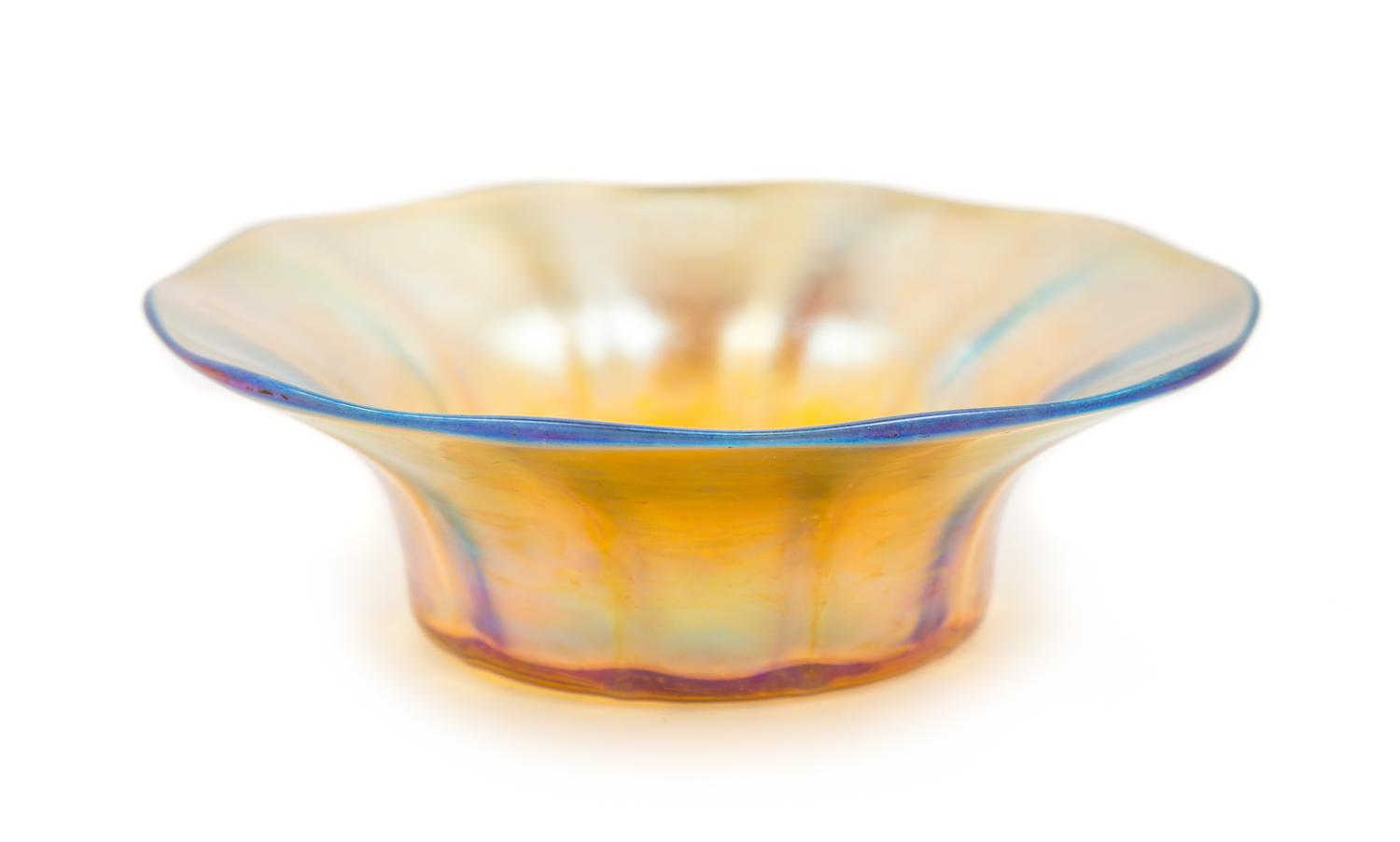 Tiffany Studios, EARLY 20TH CENTURY, a Favrile glass bowl, with gold iridescence
