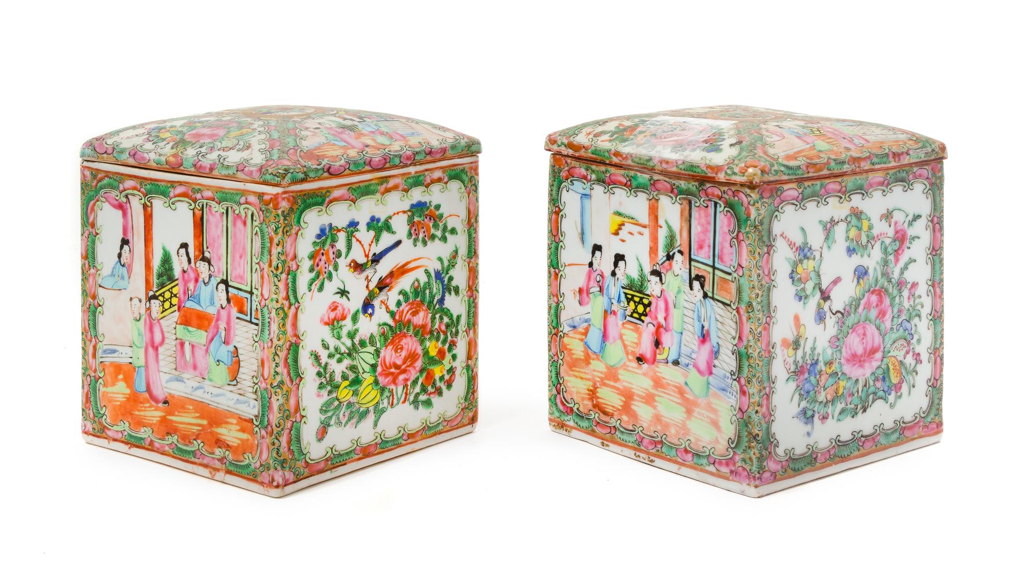 Two Chinese Rose Medallion Covered Jars Height of each 6 3/4 inches. — LATE 19TH/EARLY 20TH CENTURY