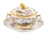 A Meissen Porcelain Covered Bowl ( Écuelle ) and Associated Meissen Stand