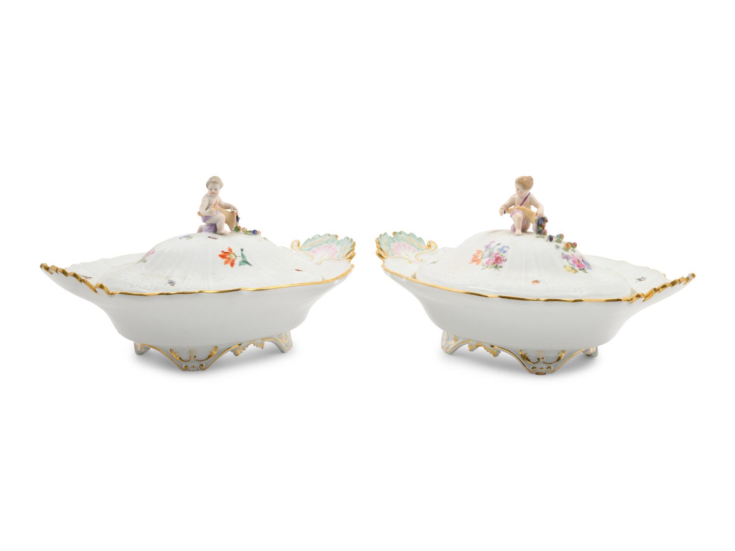 A Pair of Meissen Porcelain Covered Entree Dishes