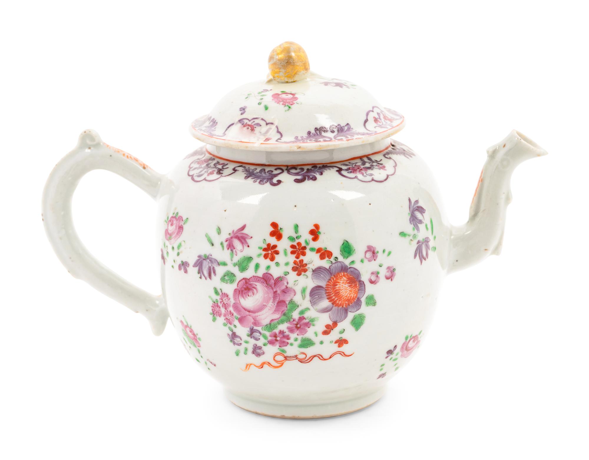 A Chinese Export Porcelain Teapot