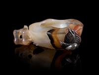 An Agate Brushwasher Length 2 inches.