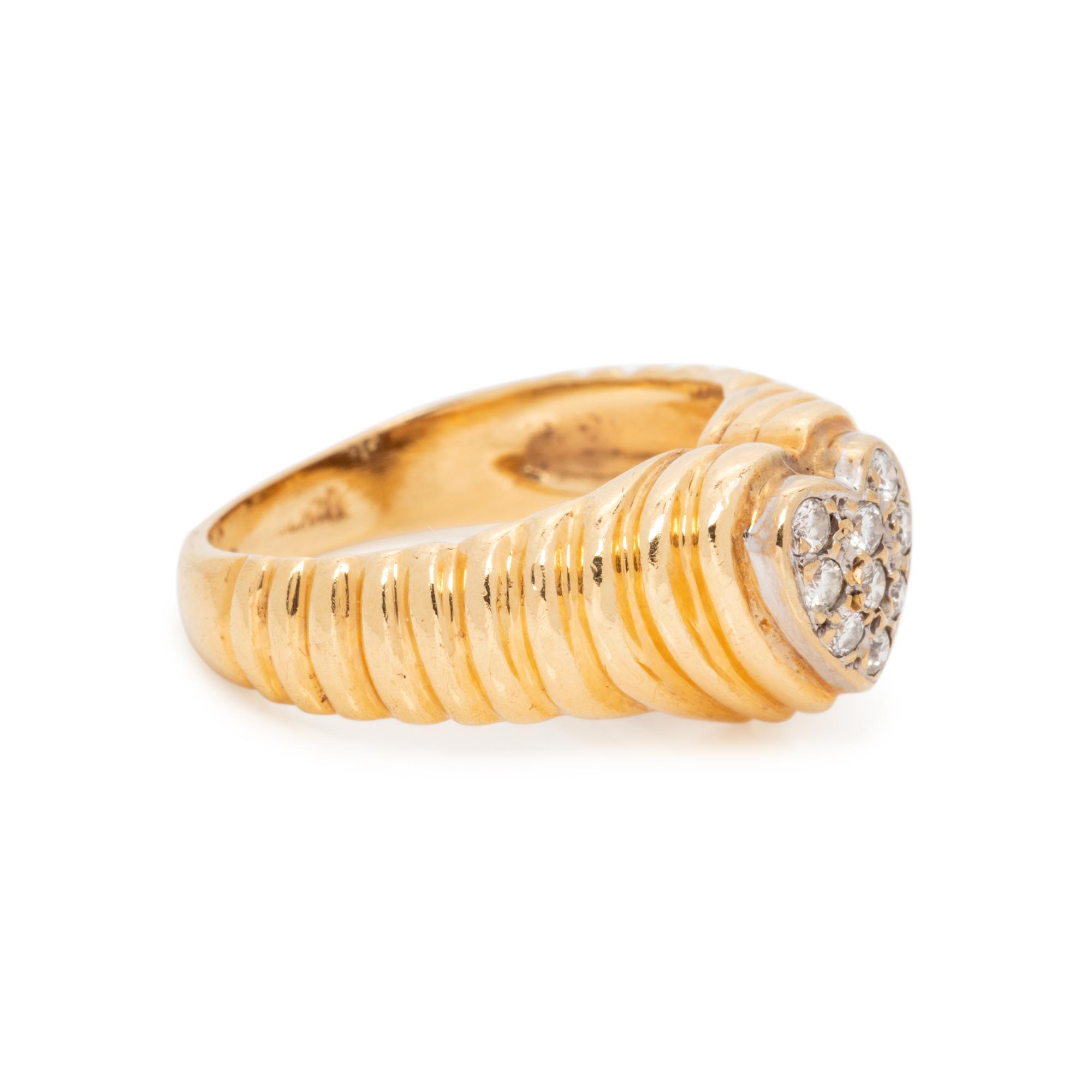 YELLOW GOLD AND DIAMOND HEART RING