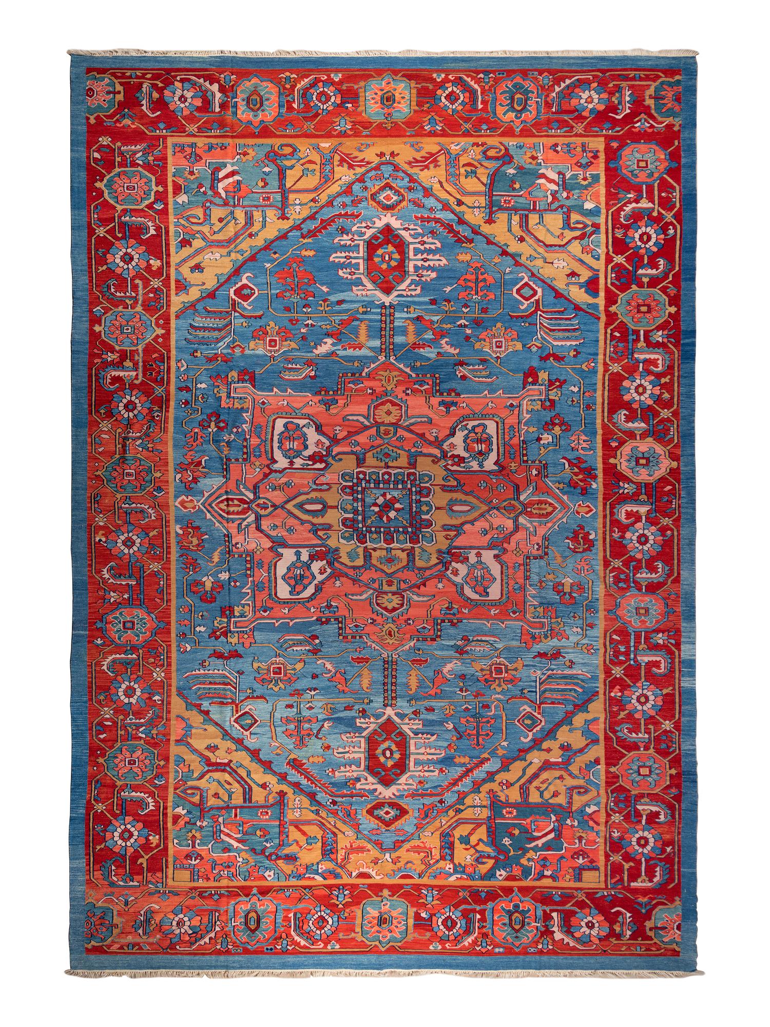 A Serapi Design Flatweave Wool Rug