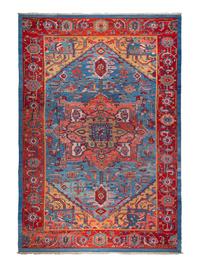 A Serapi Design Flatweave Wool Rug