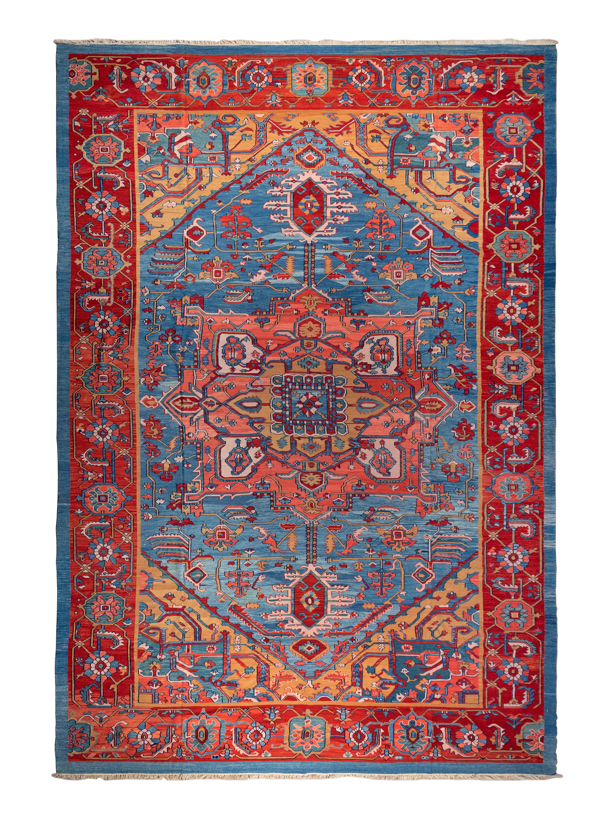 A Serapi Design Flatweave Wool Rug