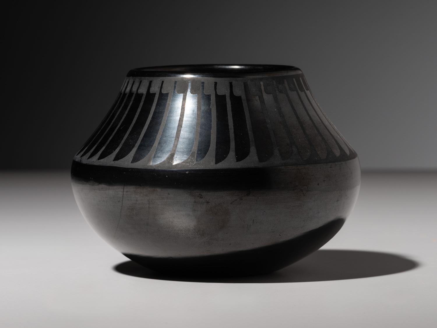 Blackware Pottery Jar, with Gunmetal Finish 1943-1956
