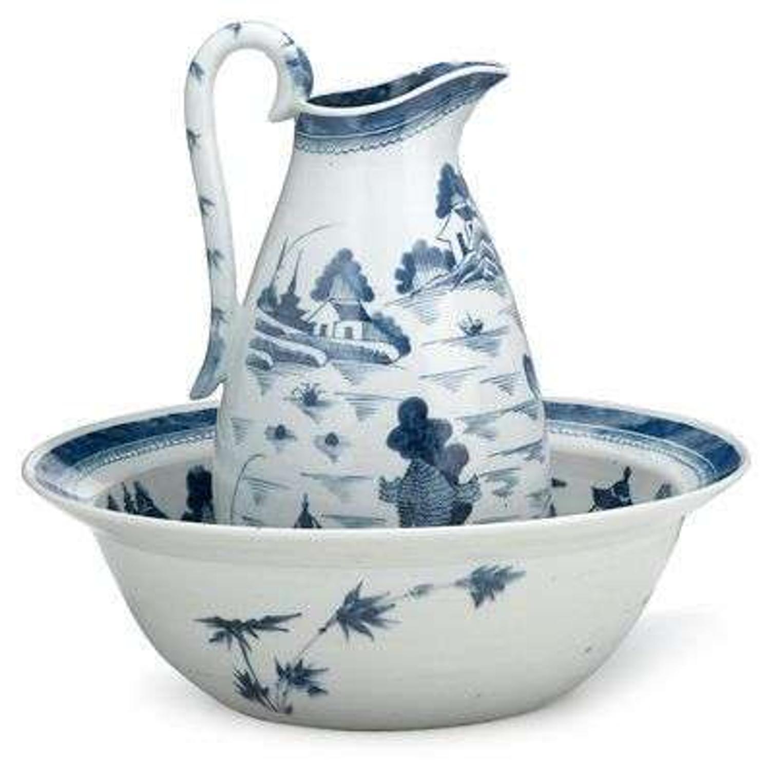 Chinese Export porcelain "Canton" pitcher and basin second half 19th century