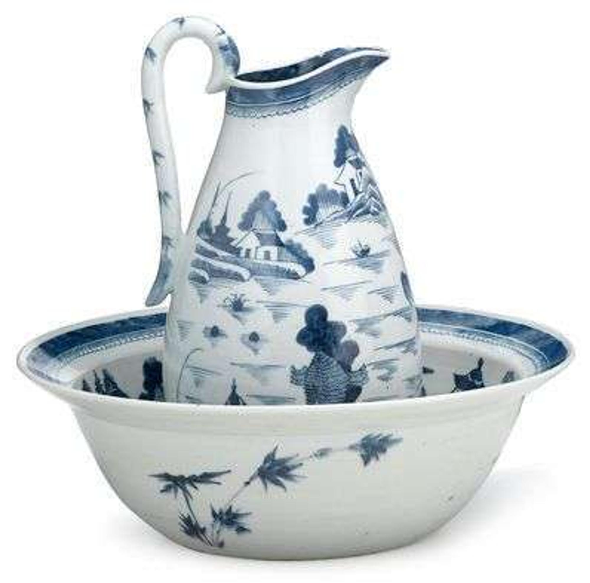 Chinese Export porcelain "Canton" pitcher and basin second half 19th century