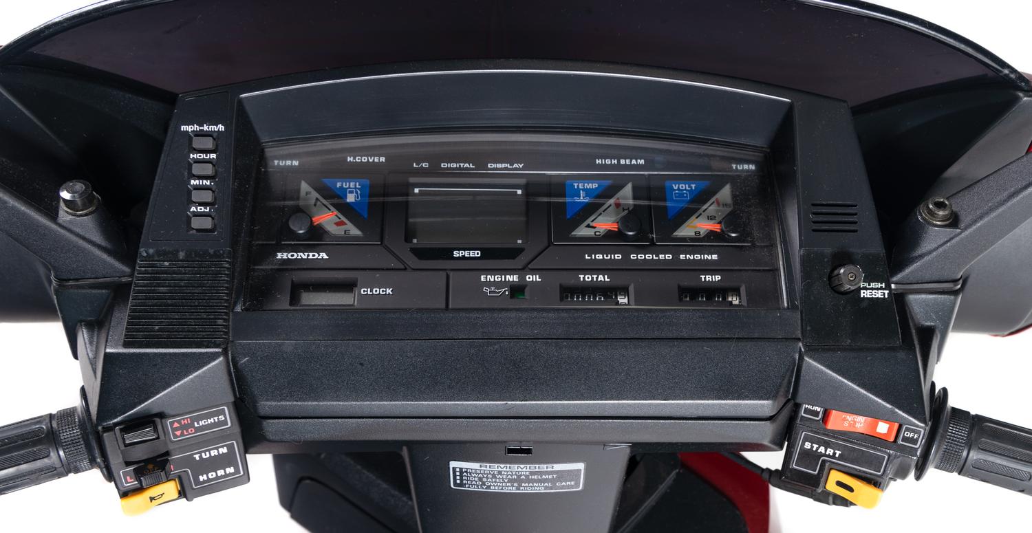 1986 Honda Elite Motor Scooter from Jim McMahon Commercial / Advertising Campaign Formerly Displayed at McMahon's Restaurant