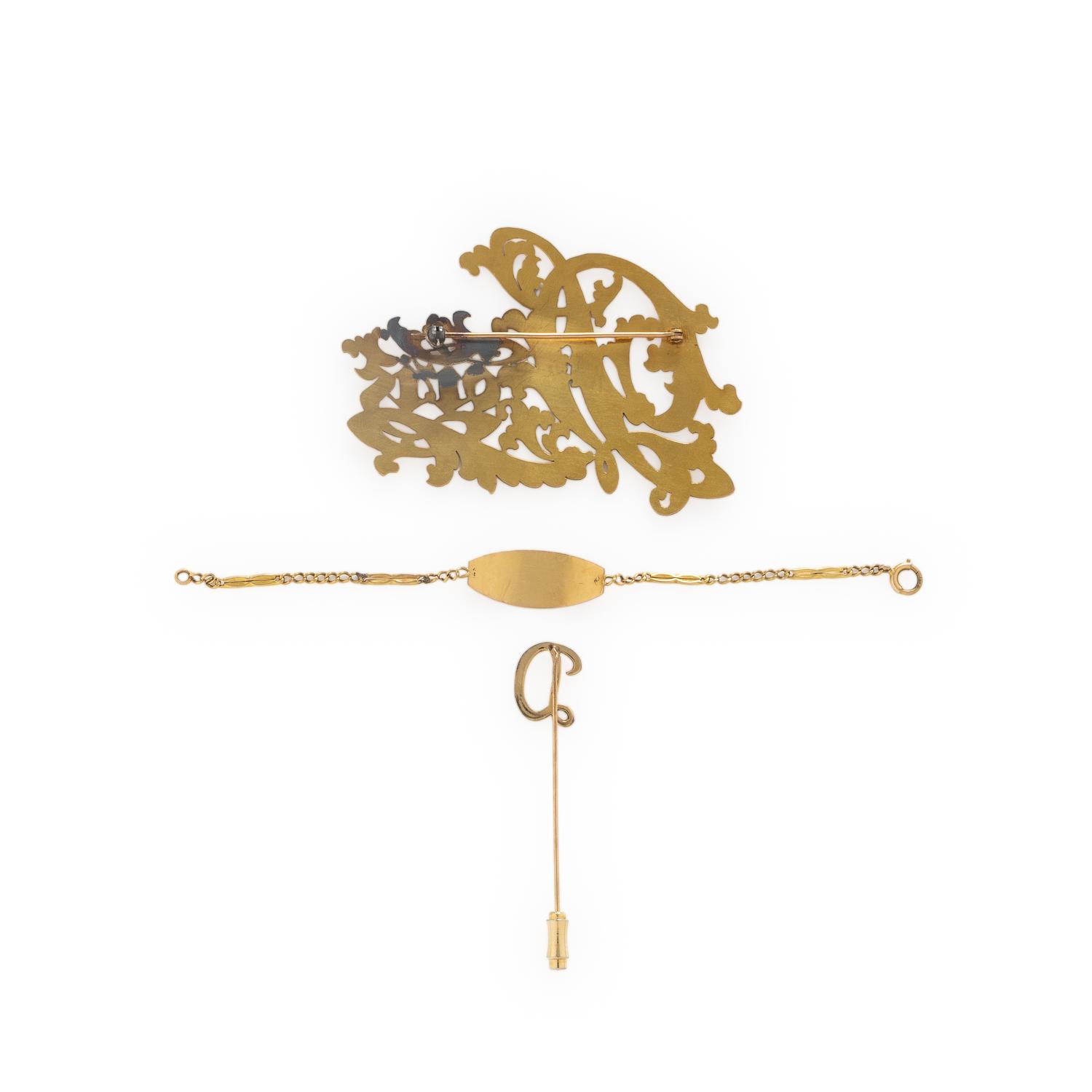 Collection of Yellow and Rose Gold Jewelry