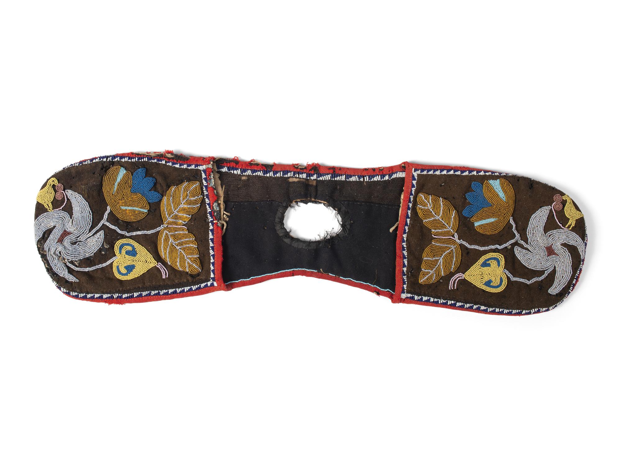 Plateau Beaded Wool Pommel Bag