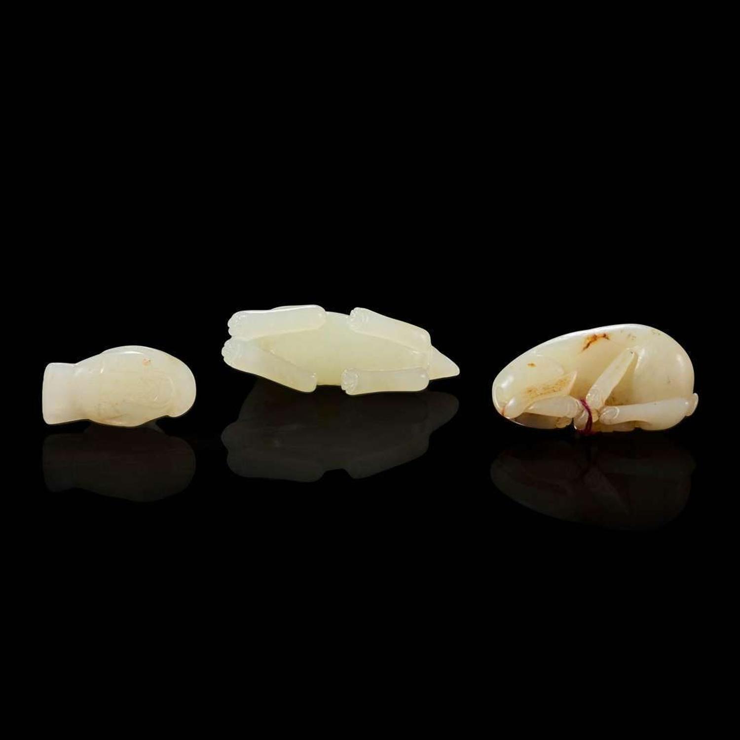 A group of three Chinese carved jade mythical beasts 玉雕瑞兽一组三件 Qing dynasty ?