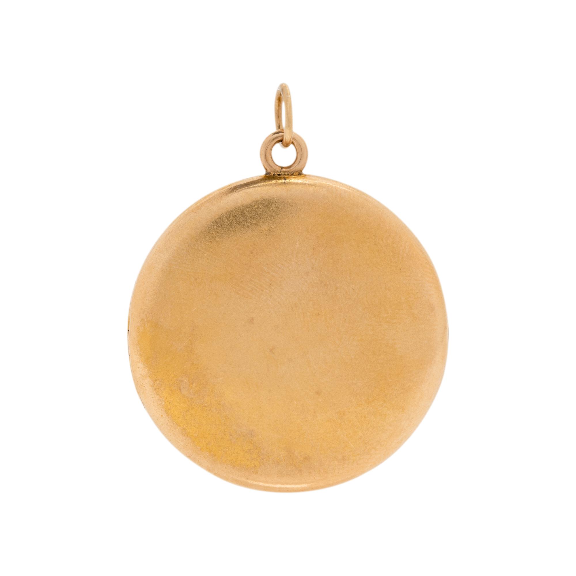 YELLOW GOLD AND DIAMOND LOCKET
