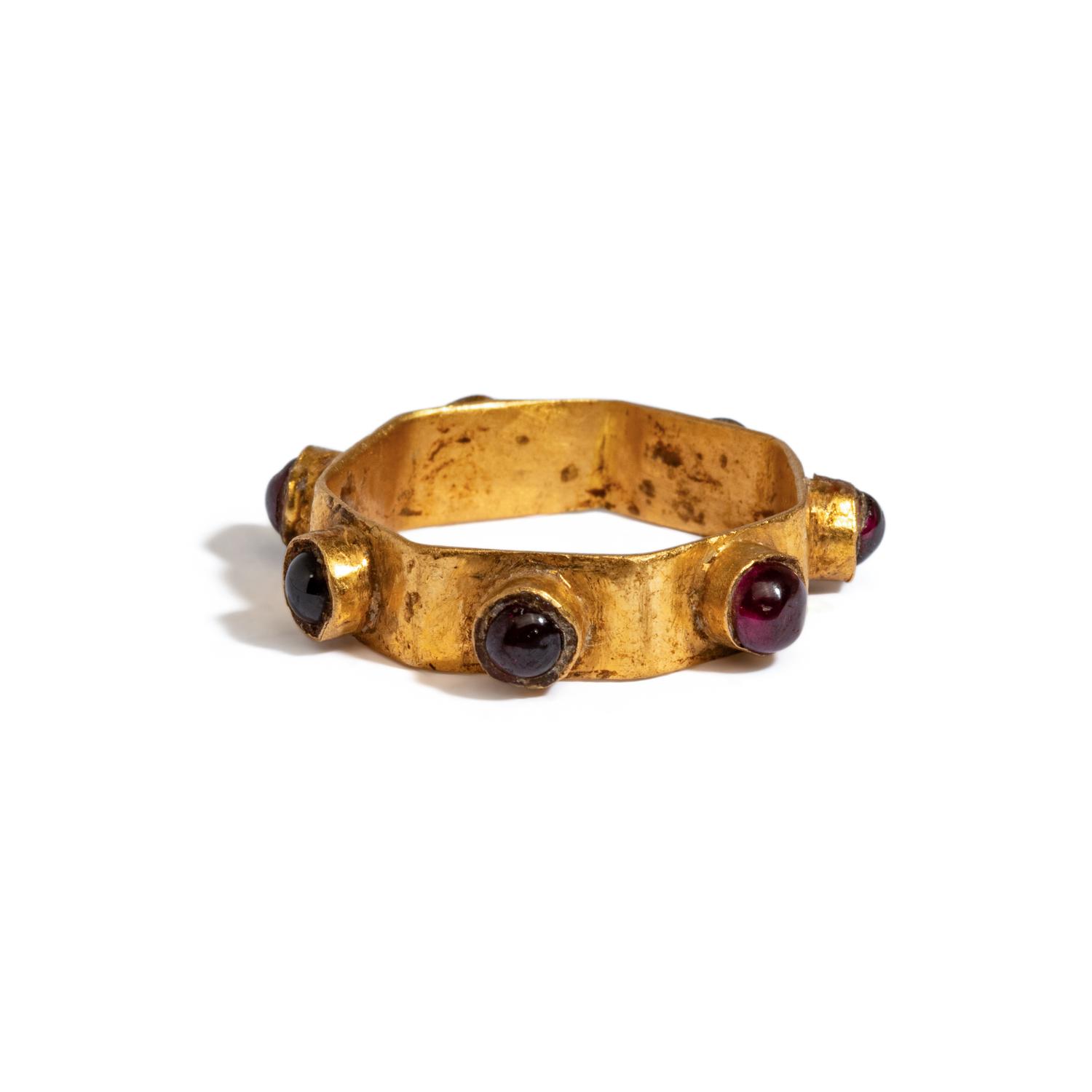A Roman Gold and Garnet Finger Ring