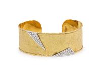 UNOAERRE, BICOLOR GOLD AND DIAMOND CUFF BRACELET