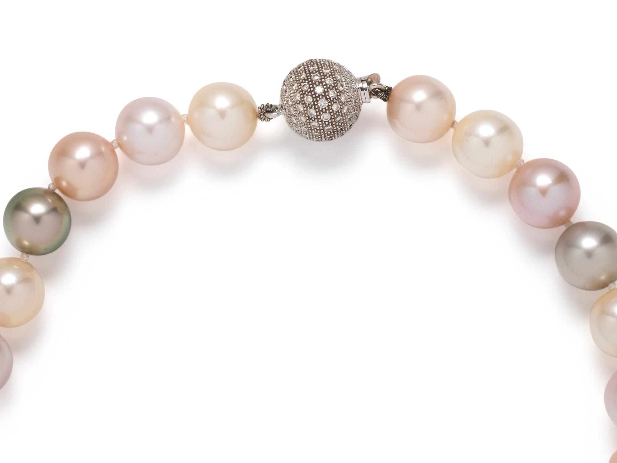 CULTURED PEARL AND DIAMOND NECKLACE