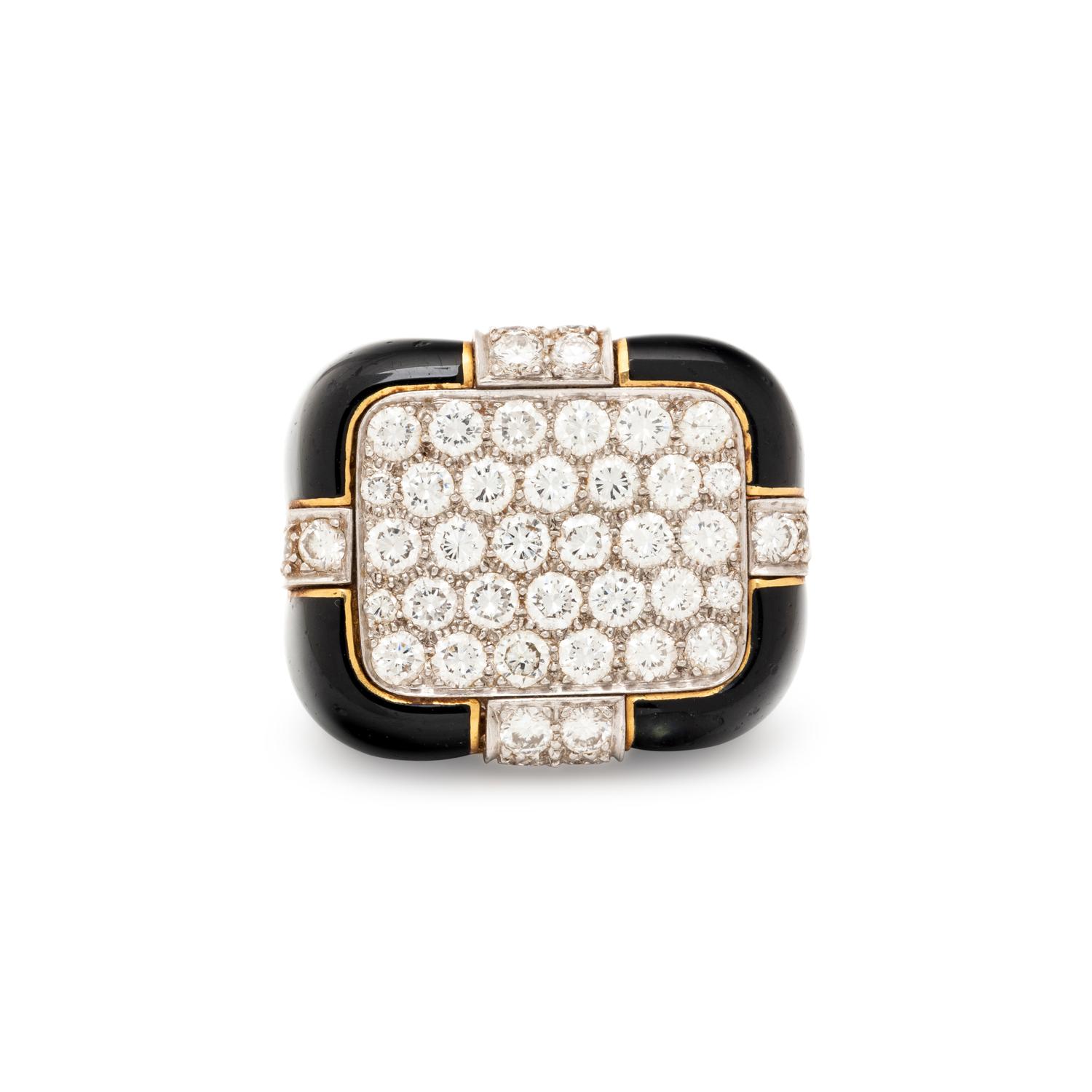 DAVID WEBB, DIAMOND AND ENAMEL 'CHECKMATE' RING