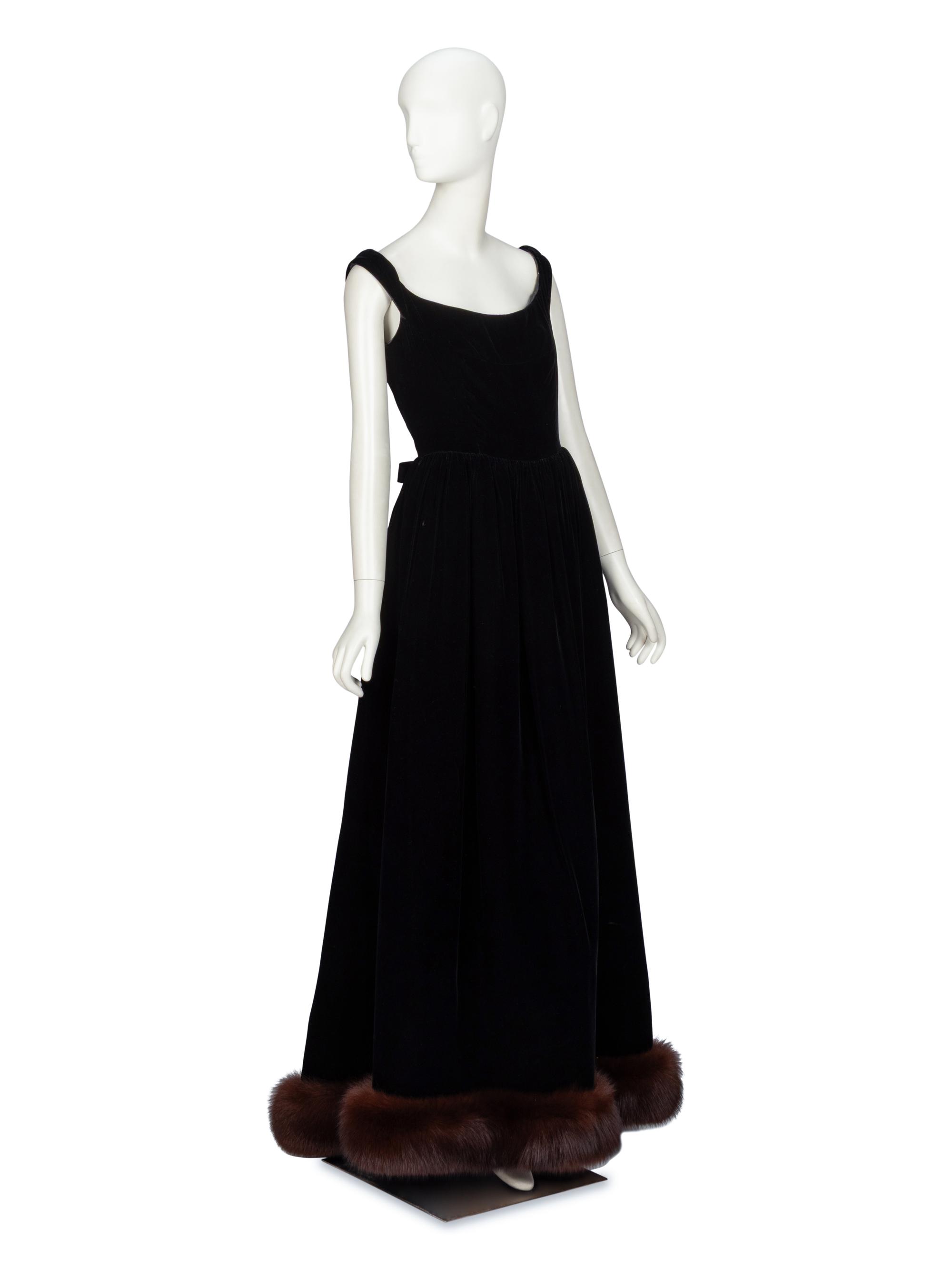 Oscar de la Renta, Velvet Evening Gown with Fur Trim