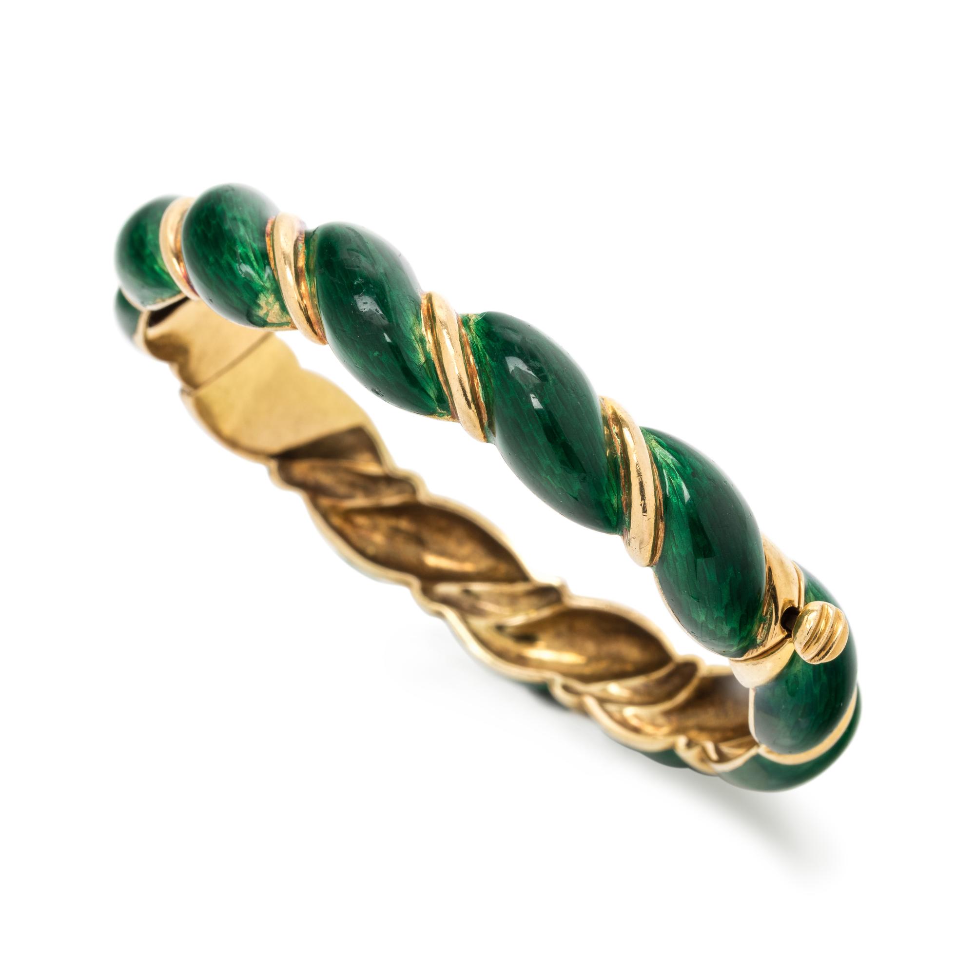 YELLOW GOLD AND ENAMEL BANGLE BRACELET