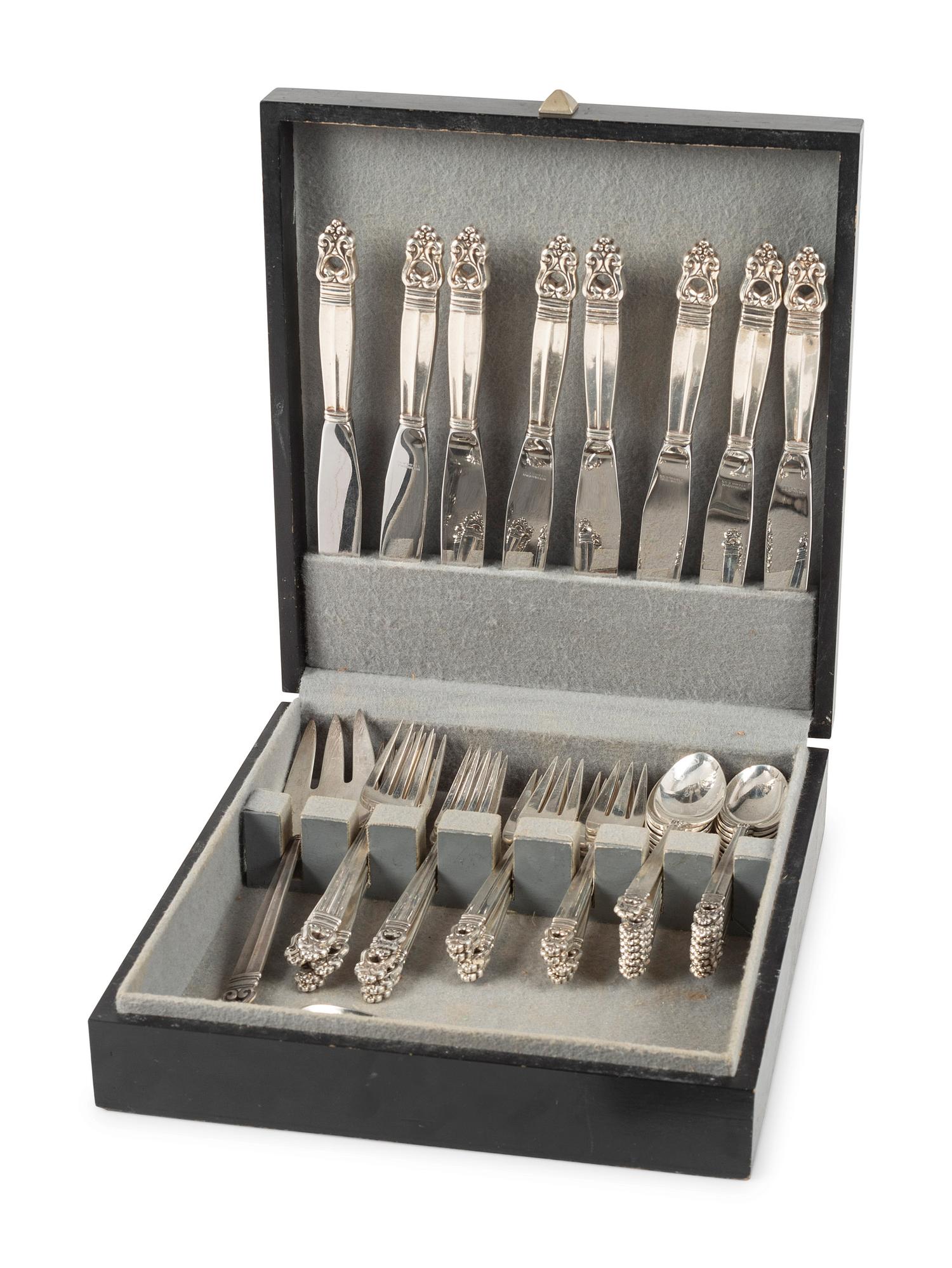 An International Silver 'Royal Danish' Flatware Set