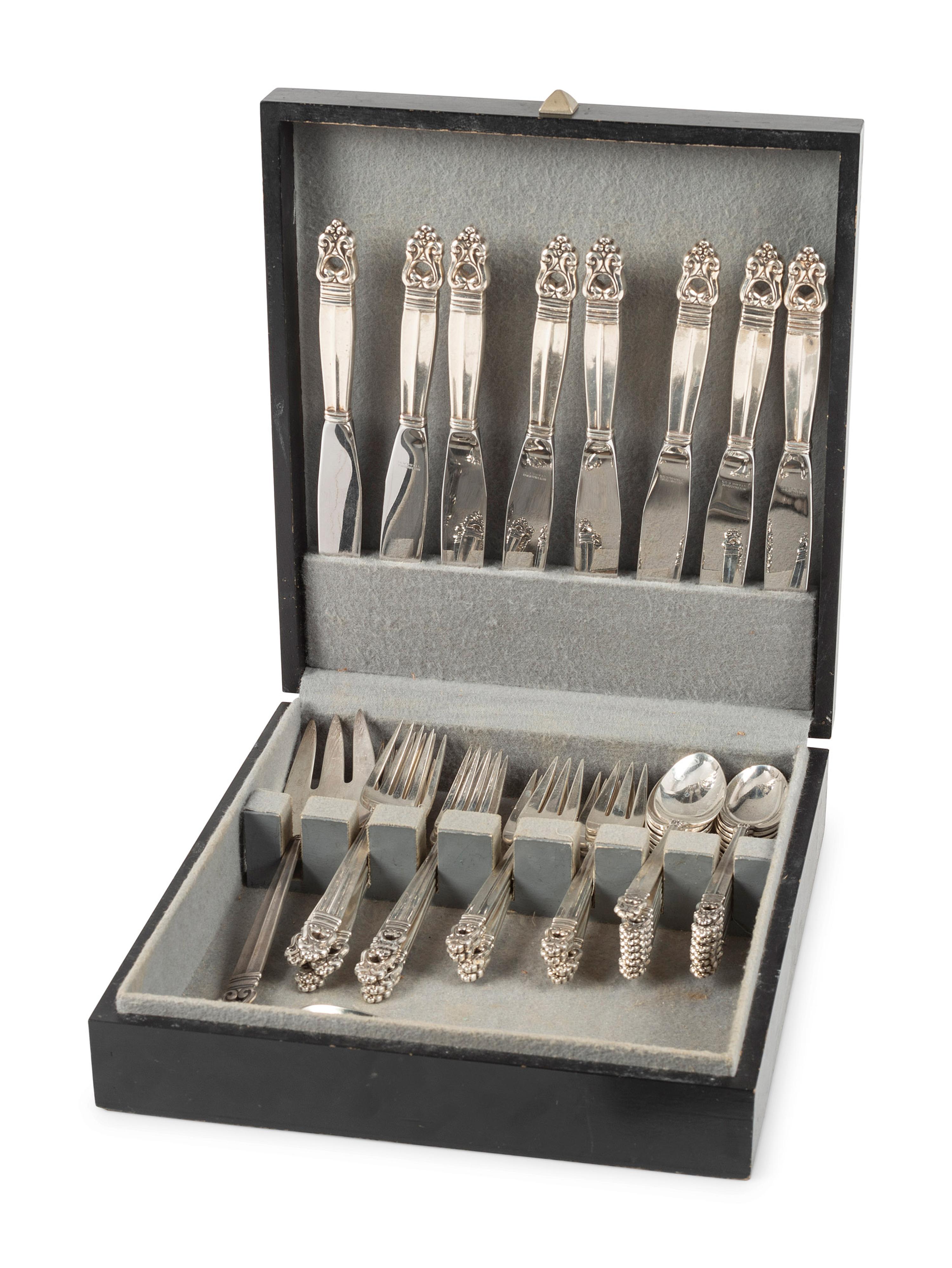 An International Silver 'Royal Danish' Flatware Set