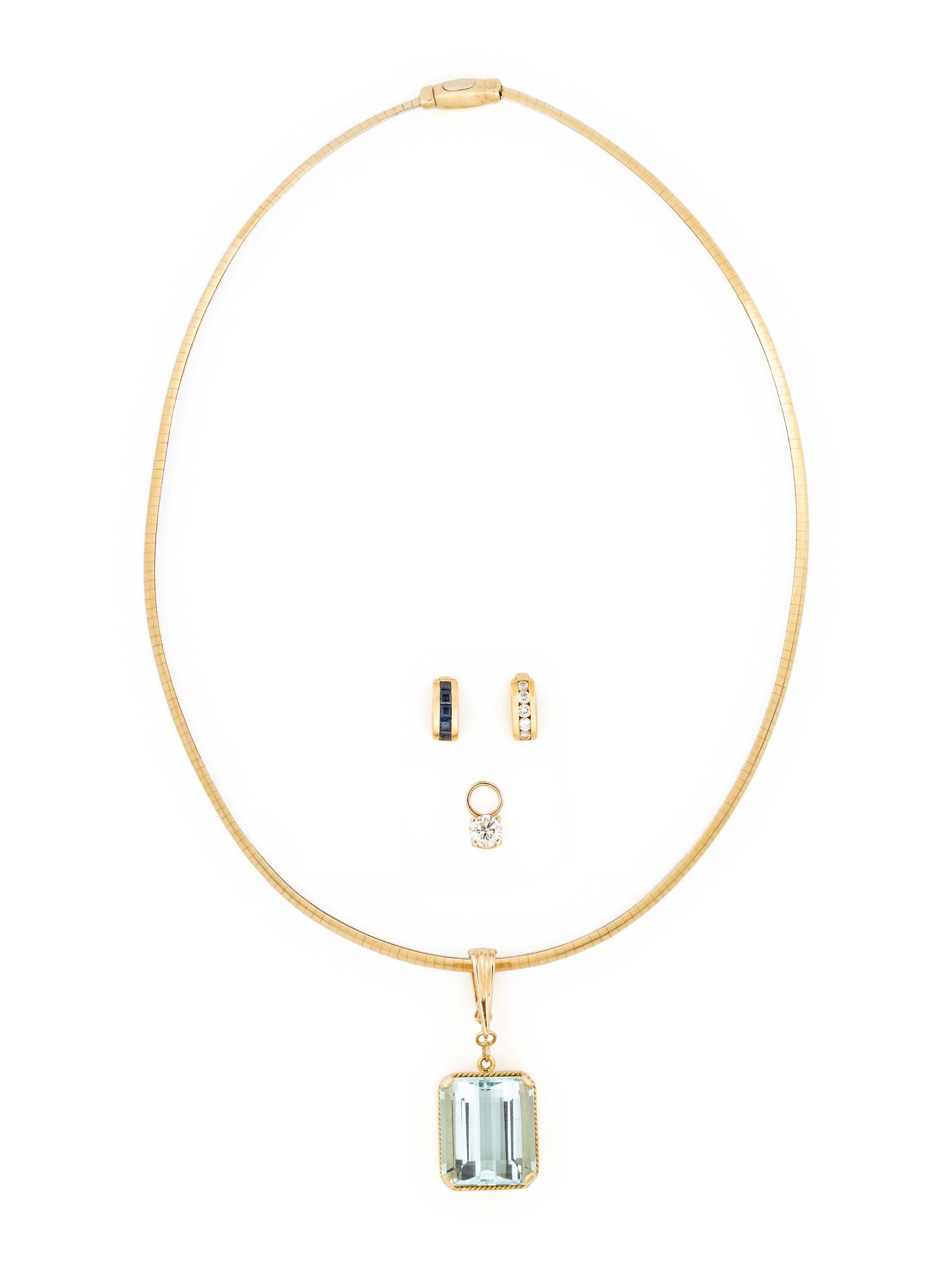 BICOLOR GOLD NECKLACE WITH MULTIGEM CHARMS