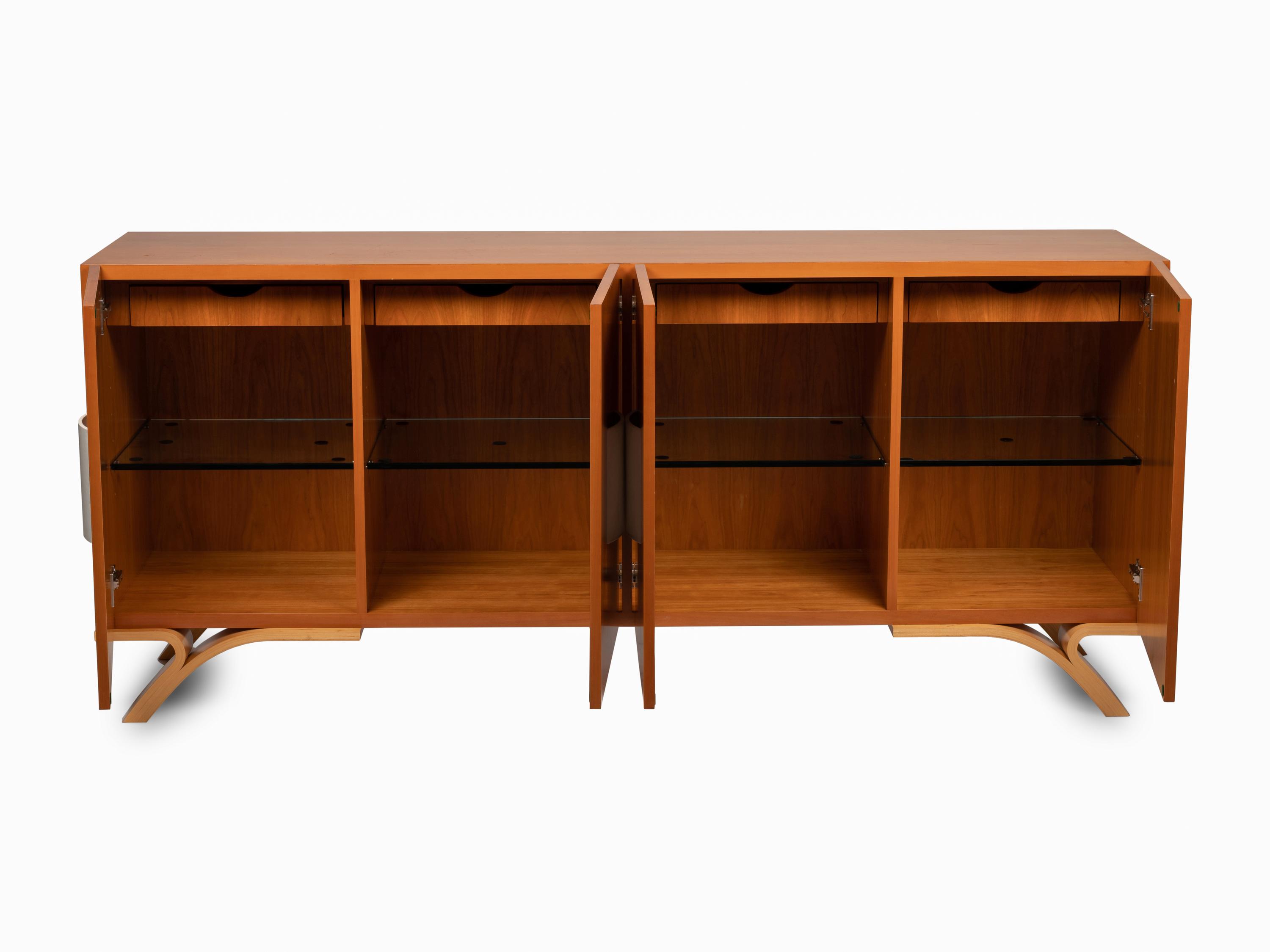 Nuevo Tango Credenza
