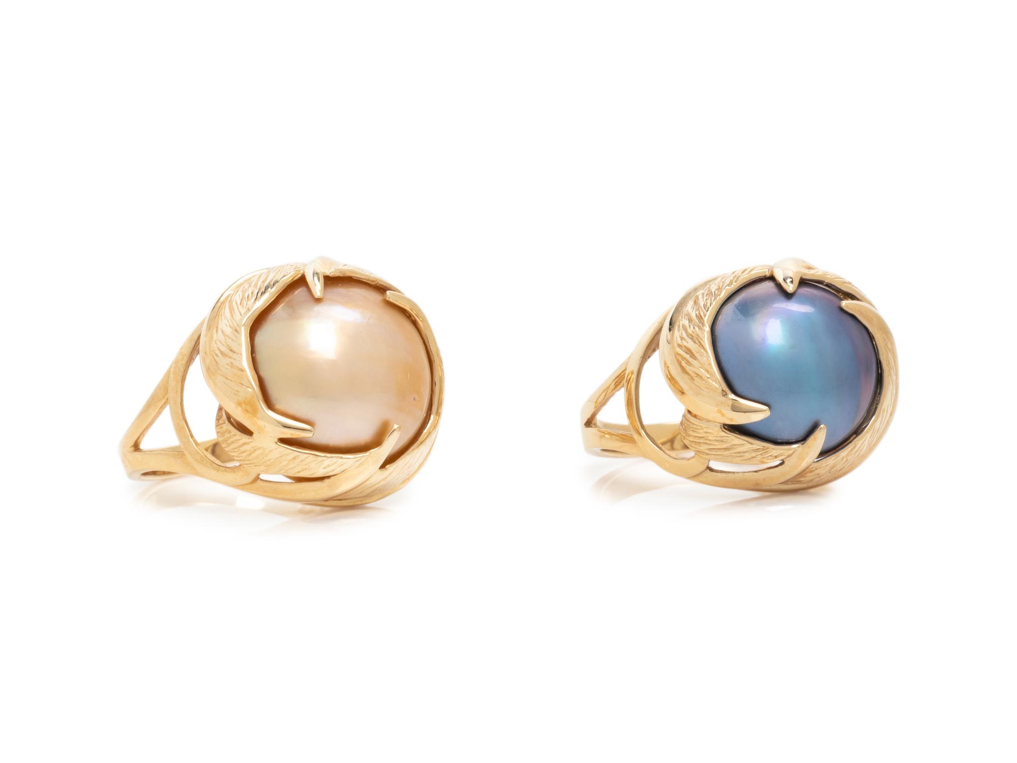 PAIR OF YELLOW GOLD AND DYED CULTURED MABE PEARL RINGS