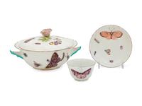 Five Chelsea Porcelain Articles