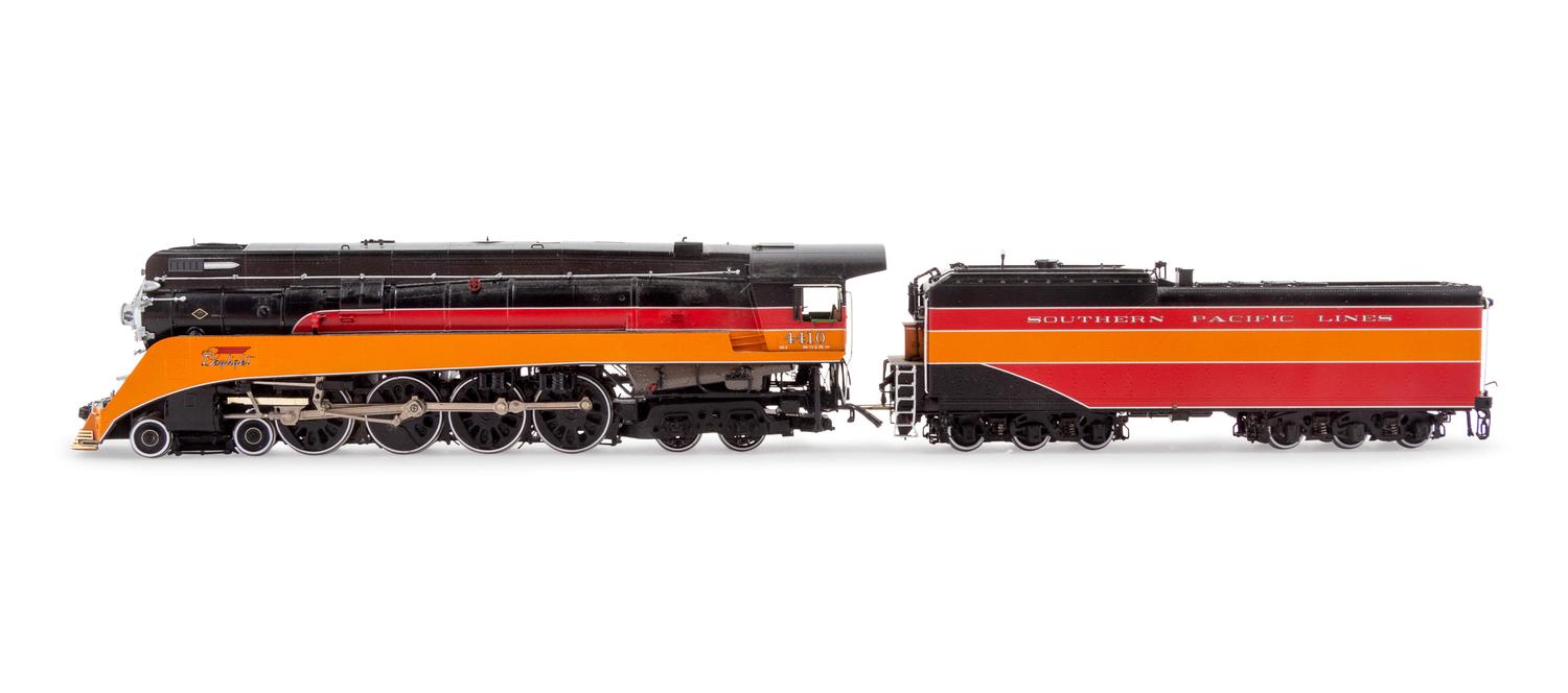 A Samhongsa Polychrome HO-Gauge Southern Pacific: Daylight Express 4-8-4 Locomotive and Extended Tender