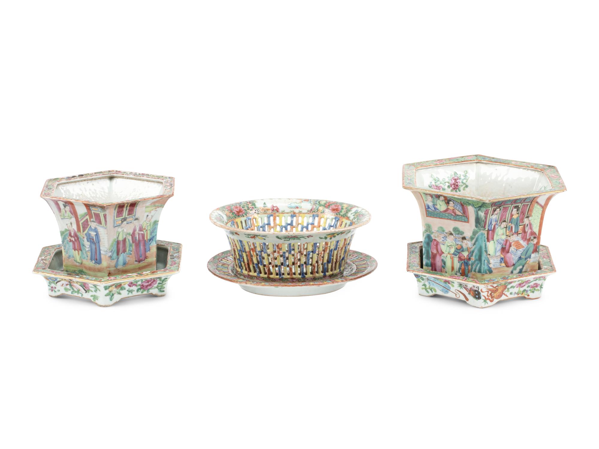 Three Chinese Export Rose Medallion Porcelain Cache Pots with Trays